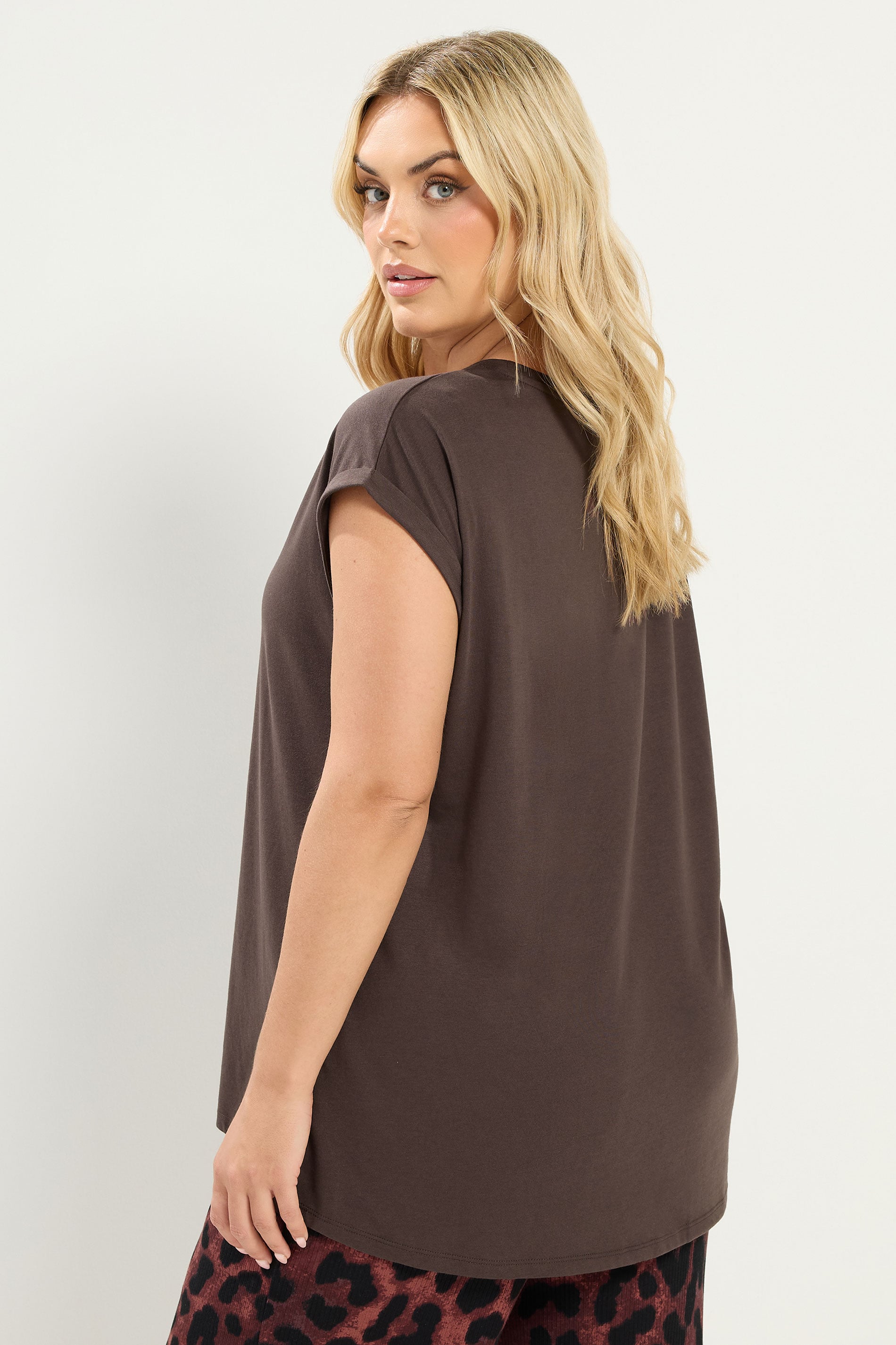 YOURS Plus Size Chocolate Brown V-Neck Basic T-Shirt | Yours Clothing 2