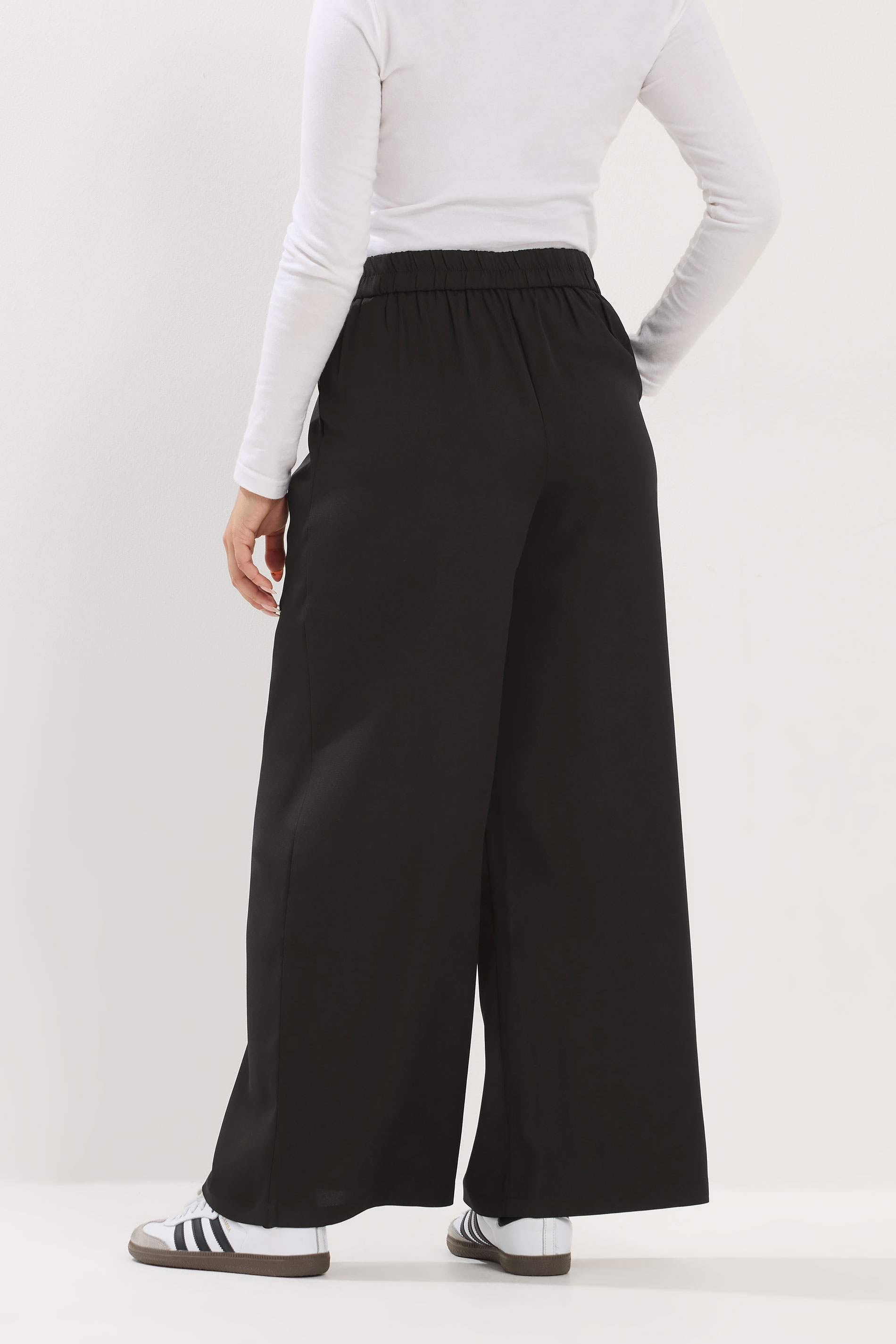 PixieGirl Petite Women's Black Belted Wide Leg Trousers | PixieGirl 2