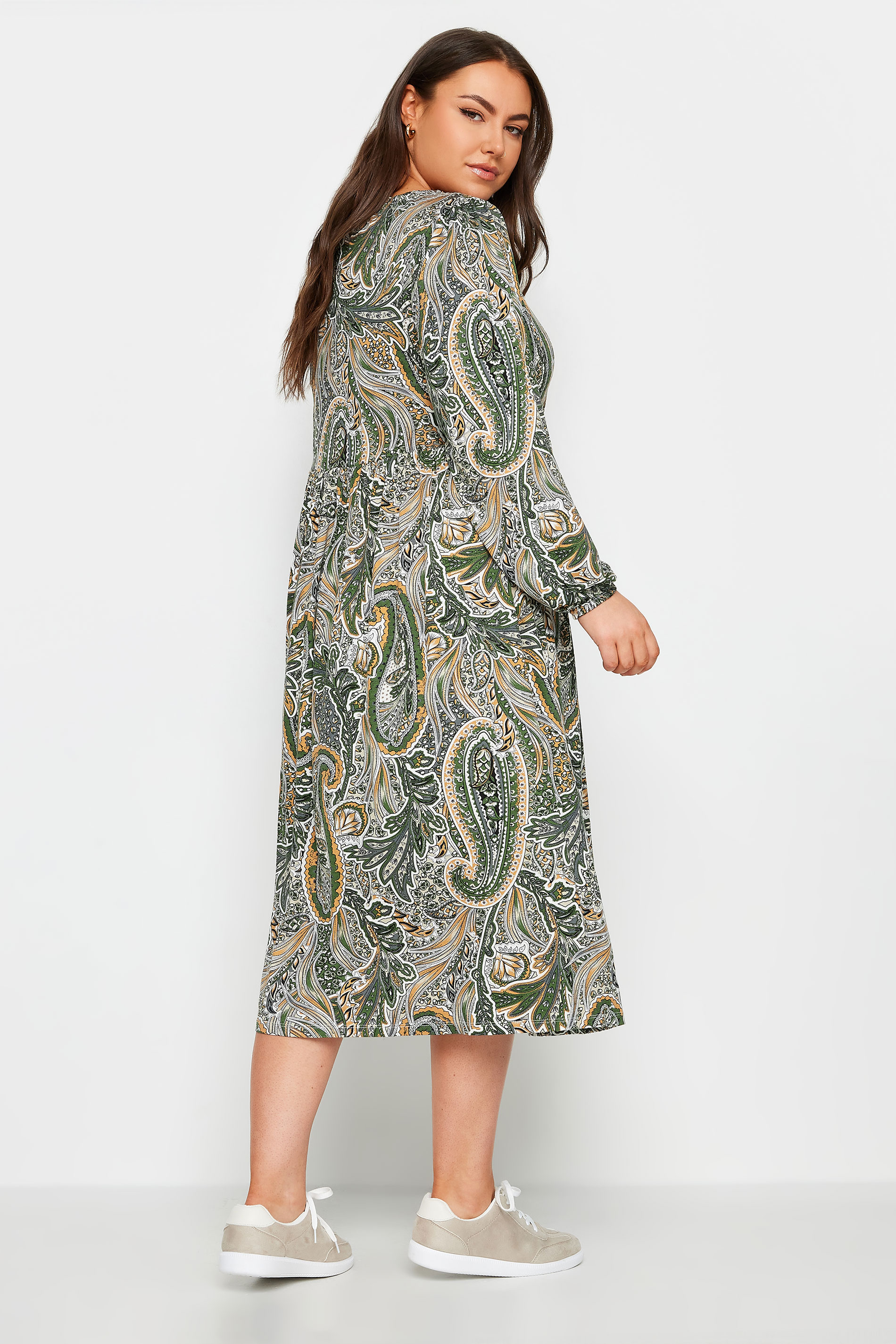 YOURS Plus Size Green Paisley Print Midaxi Dress | Yours Clothing 3