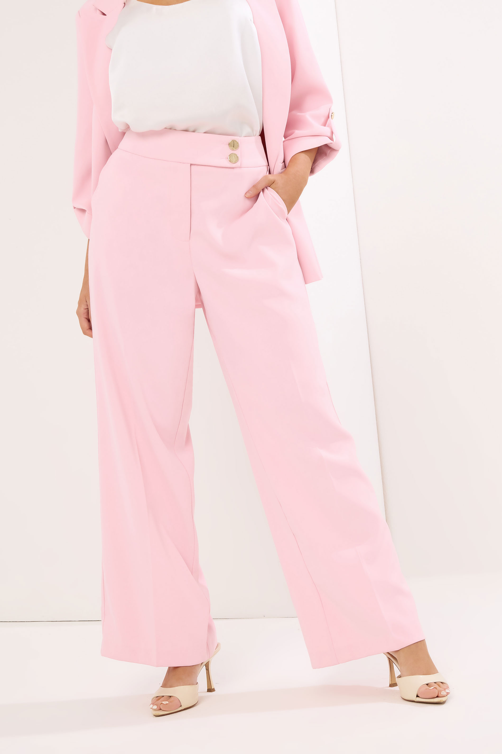 https://cdn.yoursclothing.com/Images/ProductImages/2b040881-26e8-49_110976_A.jpg