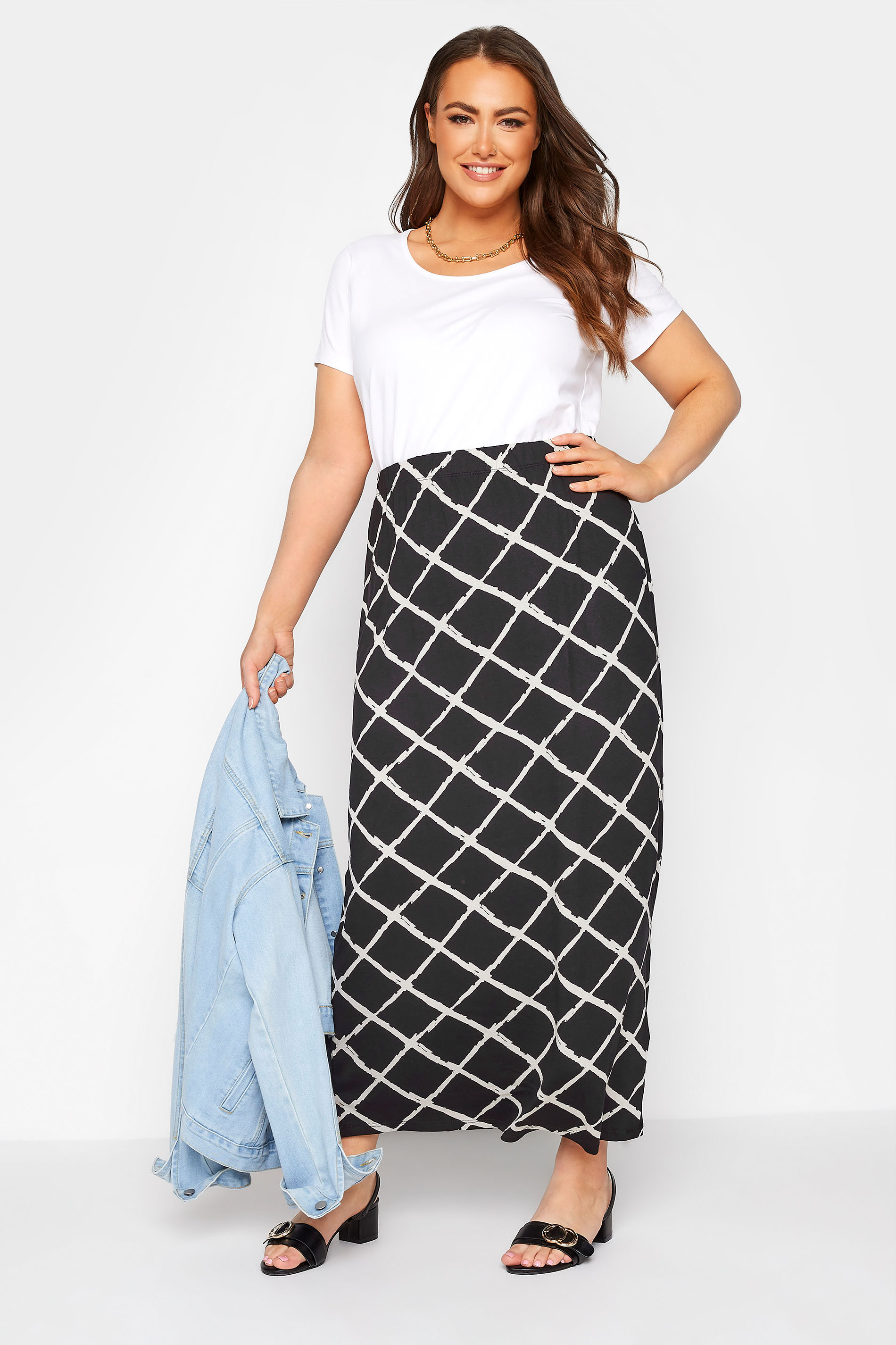 Plus Size Black Diamond Check Maxi Skirt | Yours Clothing 2