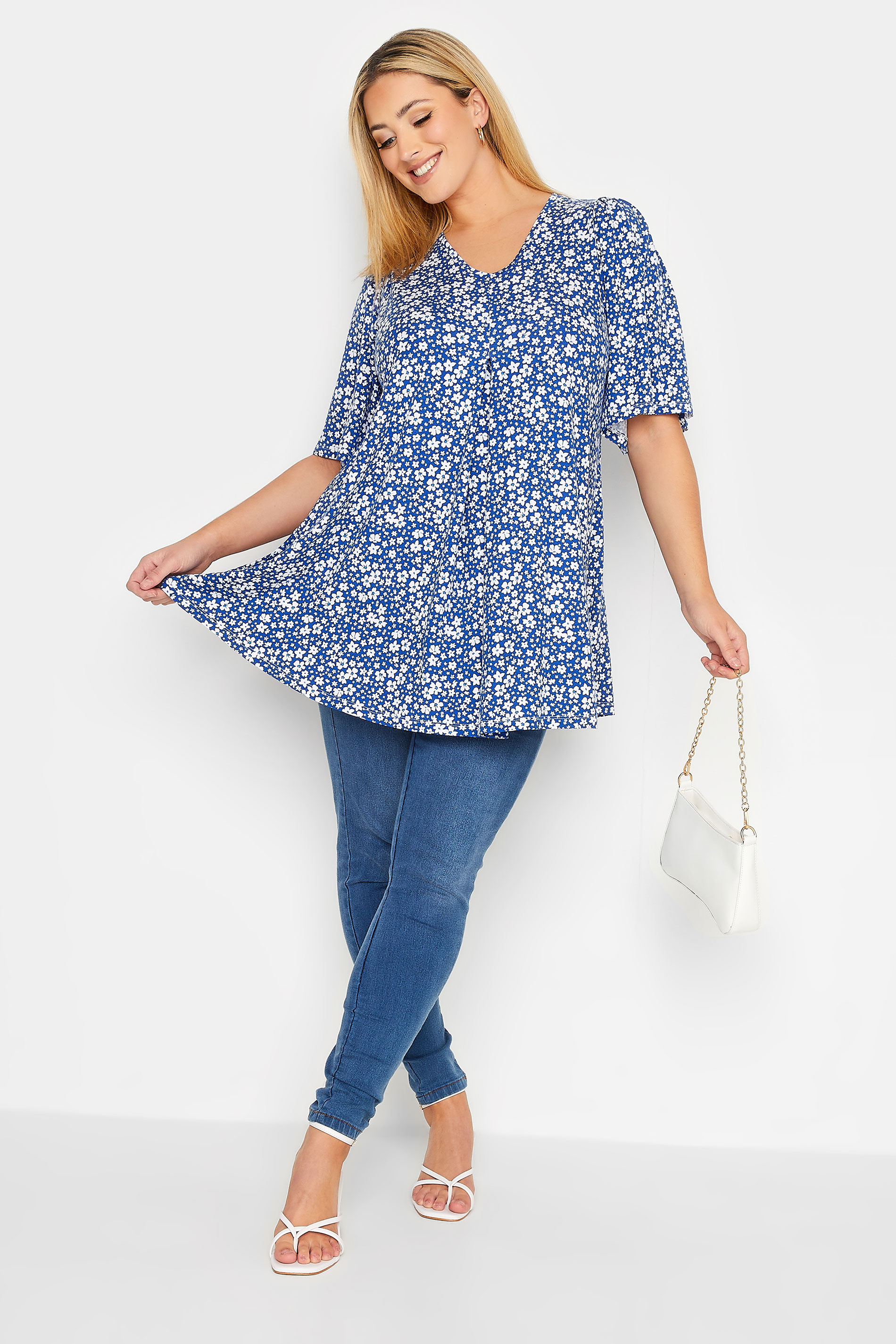 YOURS Plus Size Blue Floral Pleat Angel Sleeve Swing Top | Yours Clothing 2