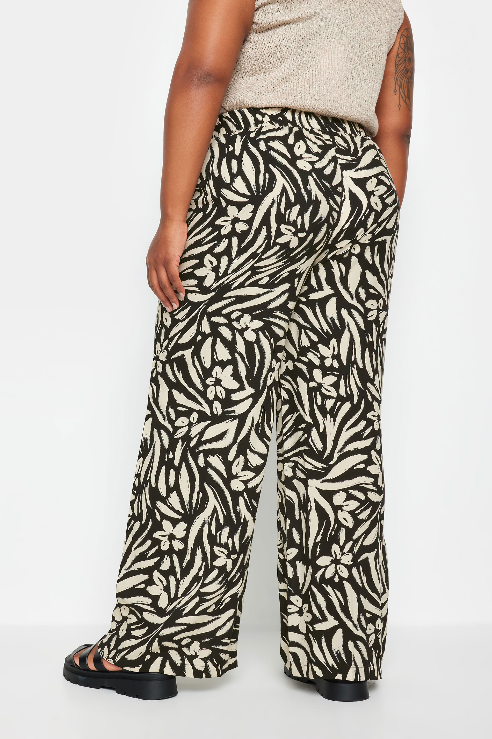YOURS Plus Size Black Floral Print Wide Leg Trousers | Yours Clothing 3