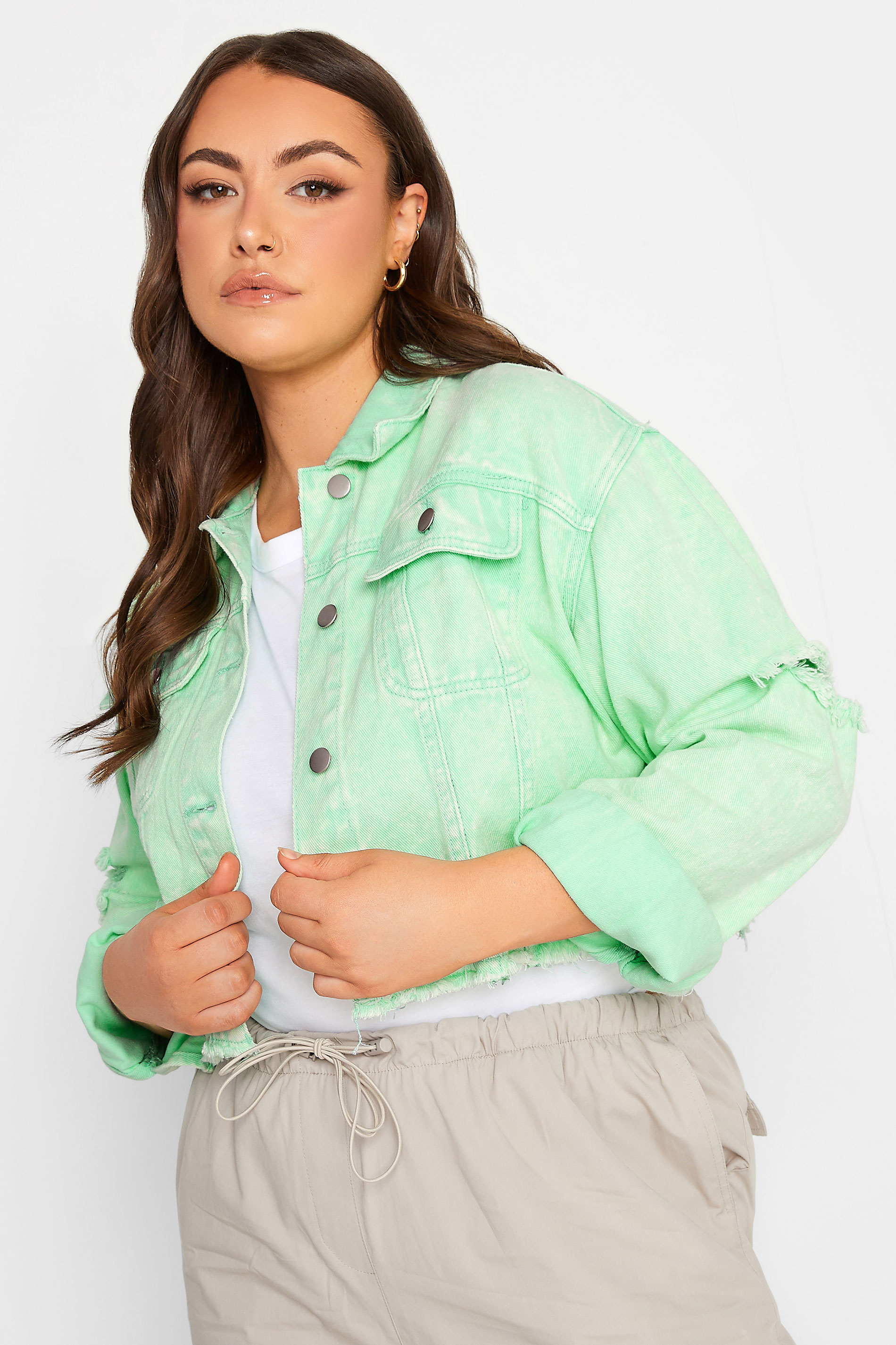 Plus Size Mint Green Cropped Distressed Denim Clothing