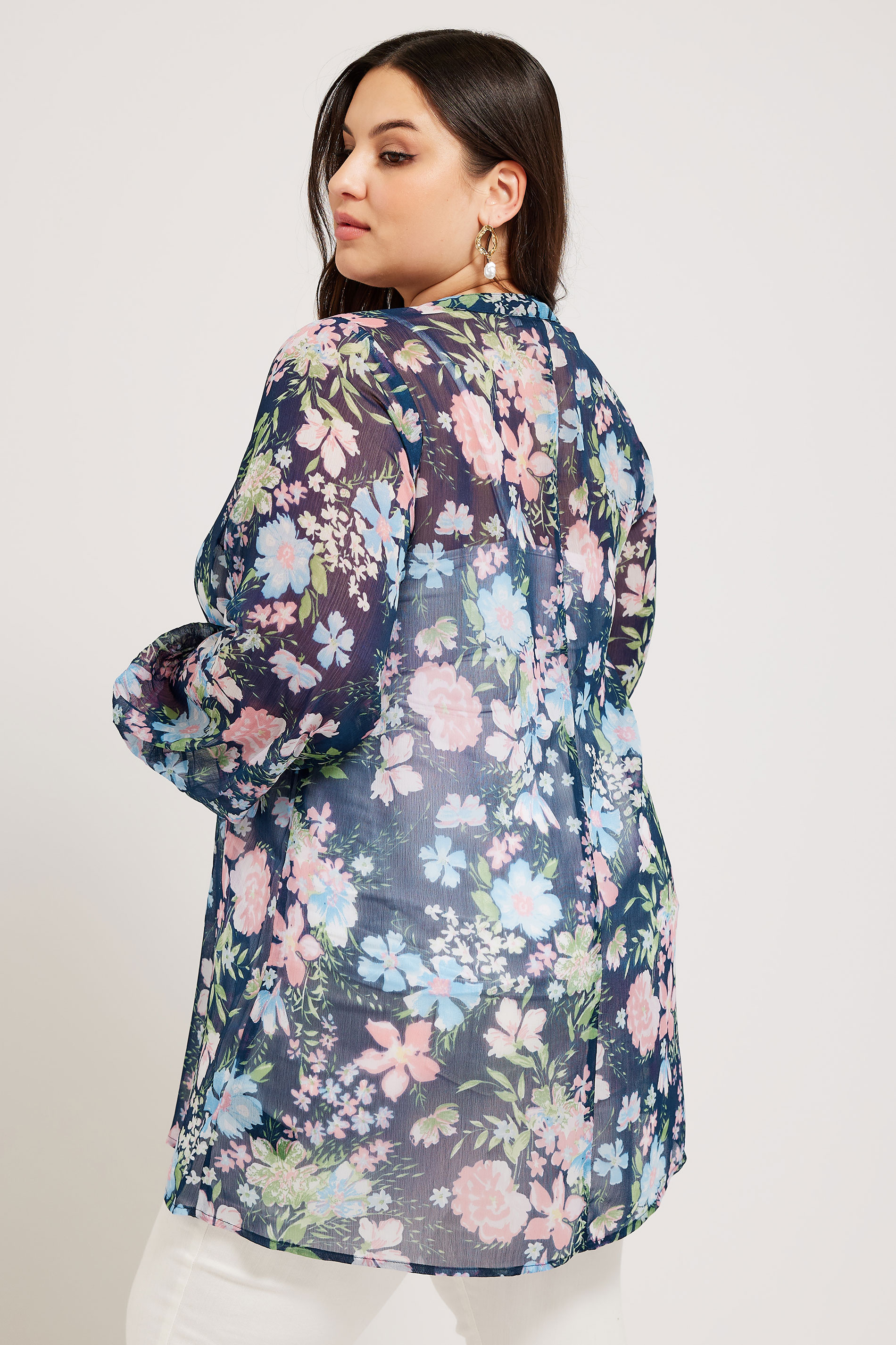YOURS LONDON Plus Size Navy Blue Floral Print Zip Blouse | Yours Clothing 3