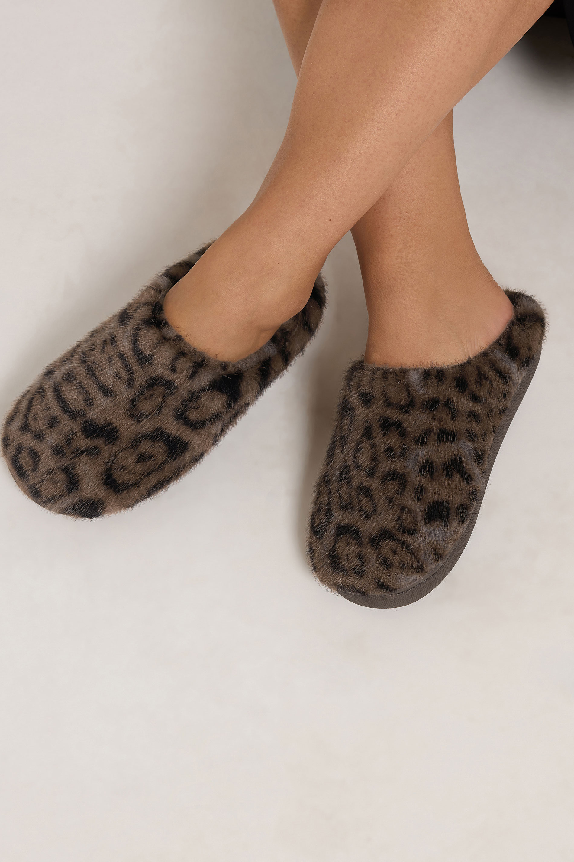 Yours Bruine Pantoffelmuiltjes Met Luipaardprint Van Imitatiebontsize 38-39