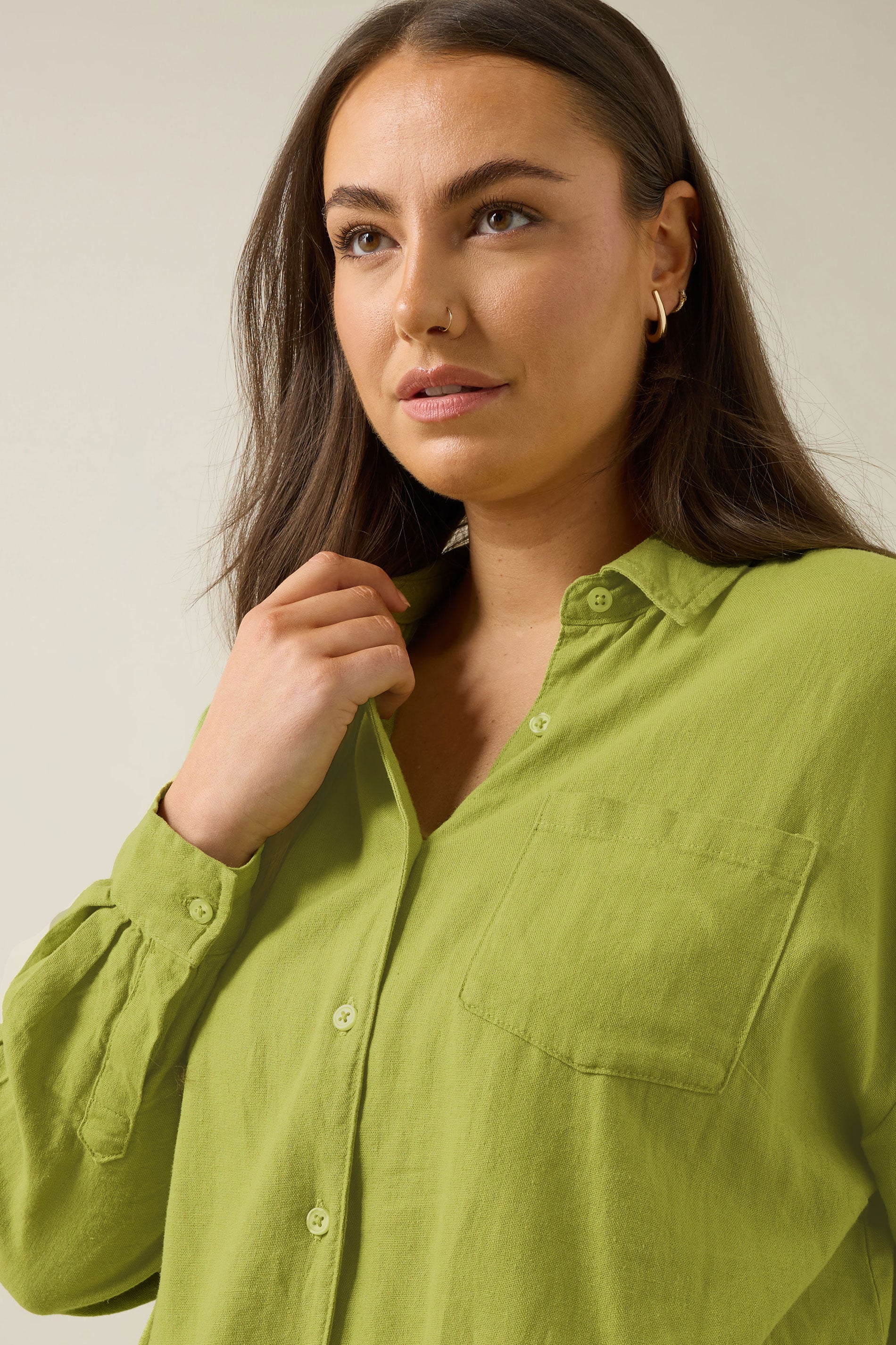 EVANS Plus Size Set Chartreuse Green Linen Shirt & Short | Evans 5