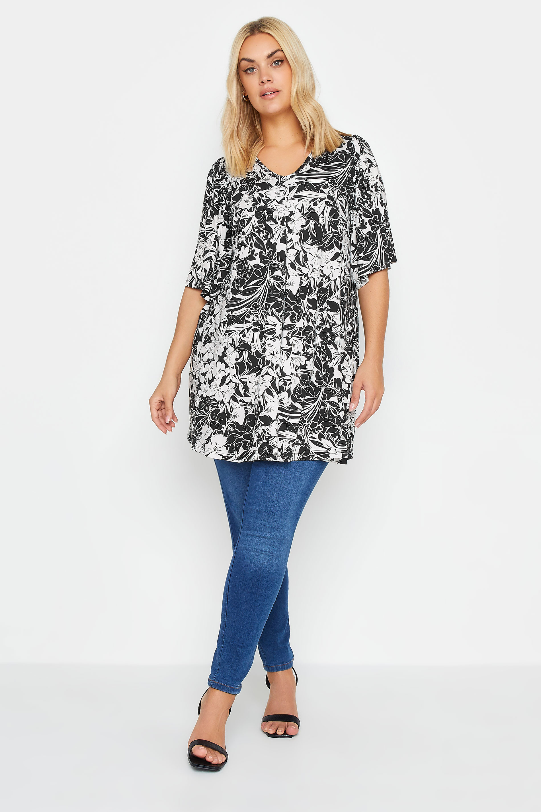 YOURS Plus Size Black Floral Print Angel Sleeve Pleated Top | Yours Curve 2