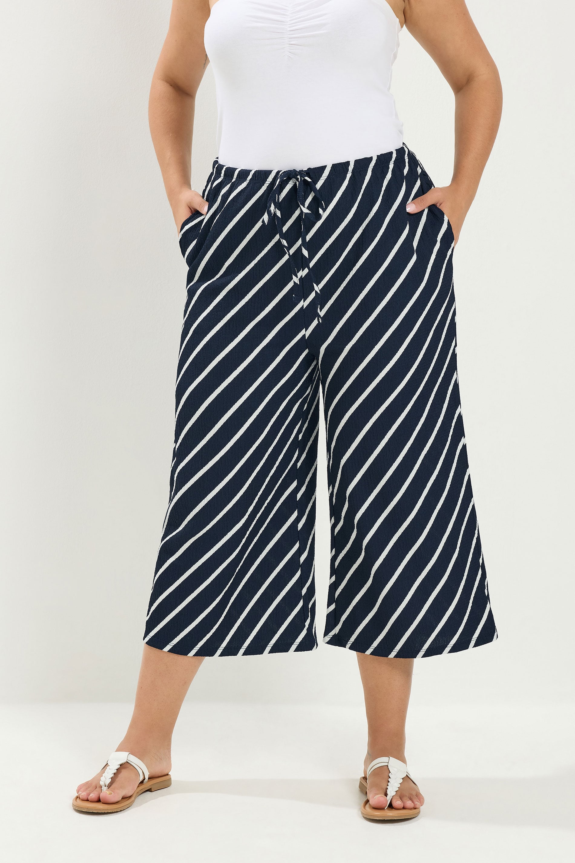 YOURS Plus Size Navy Blue Striped Crinkle Culottes | Yours Clothing 3