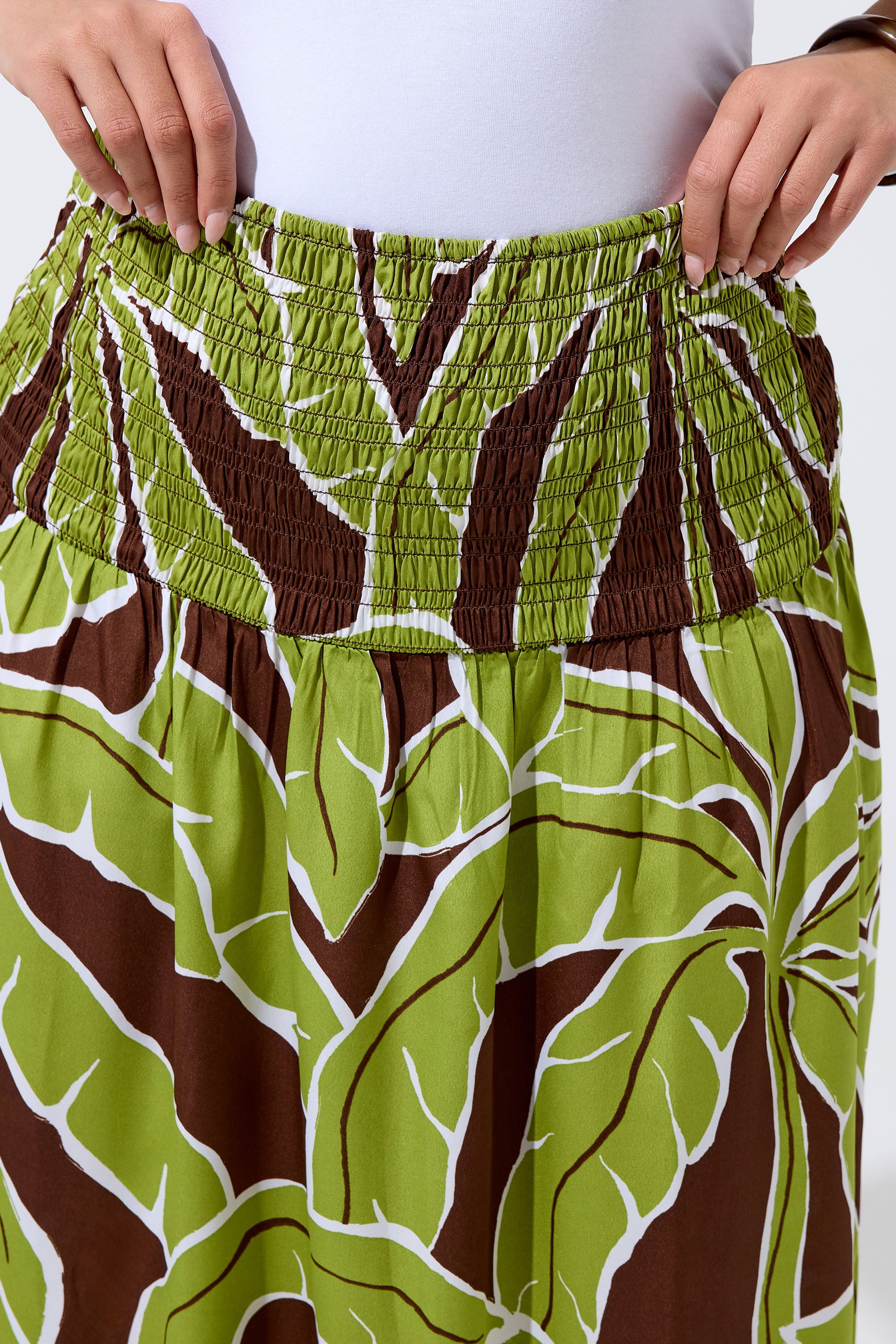 LIMITED COLLECTION Plus Size Green Palm Leaf Skirt | Yours Clothing 5
