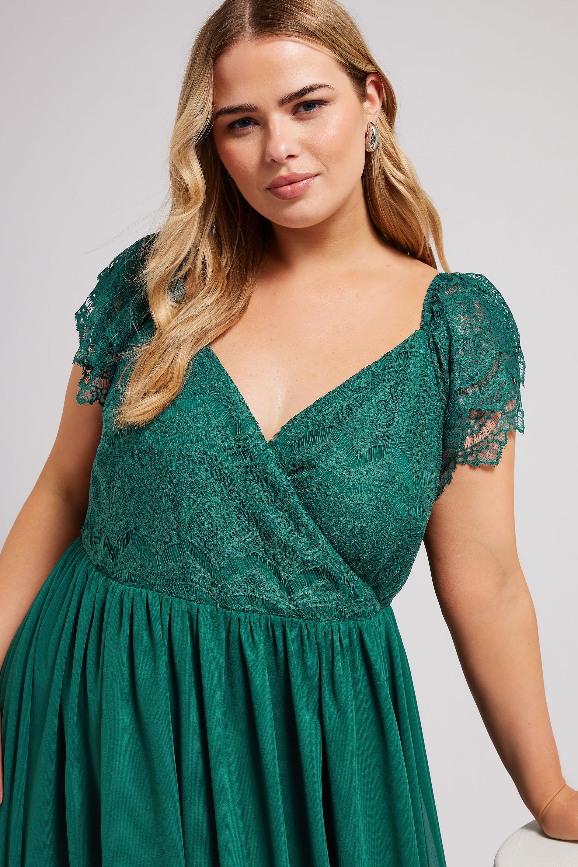 YOURS LONDON Plus Size Green Lace Wrap Maxi Dress | Yours Clothing 2
