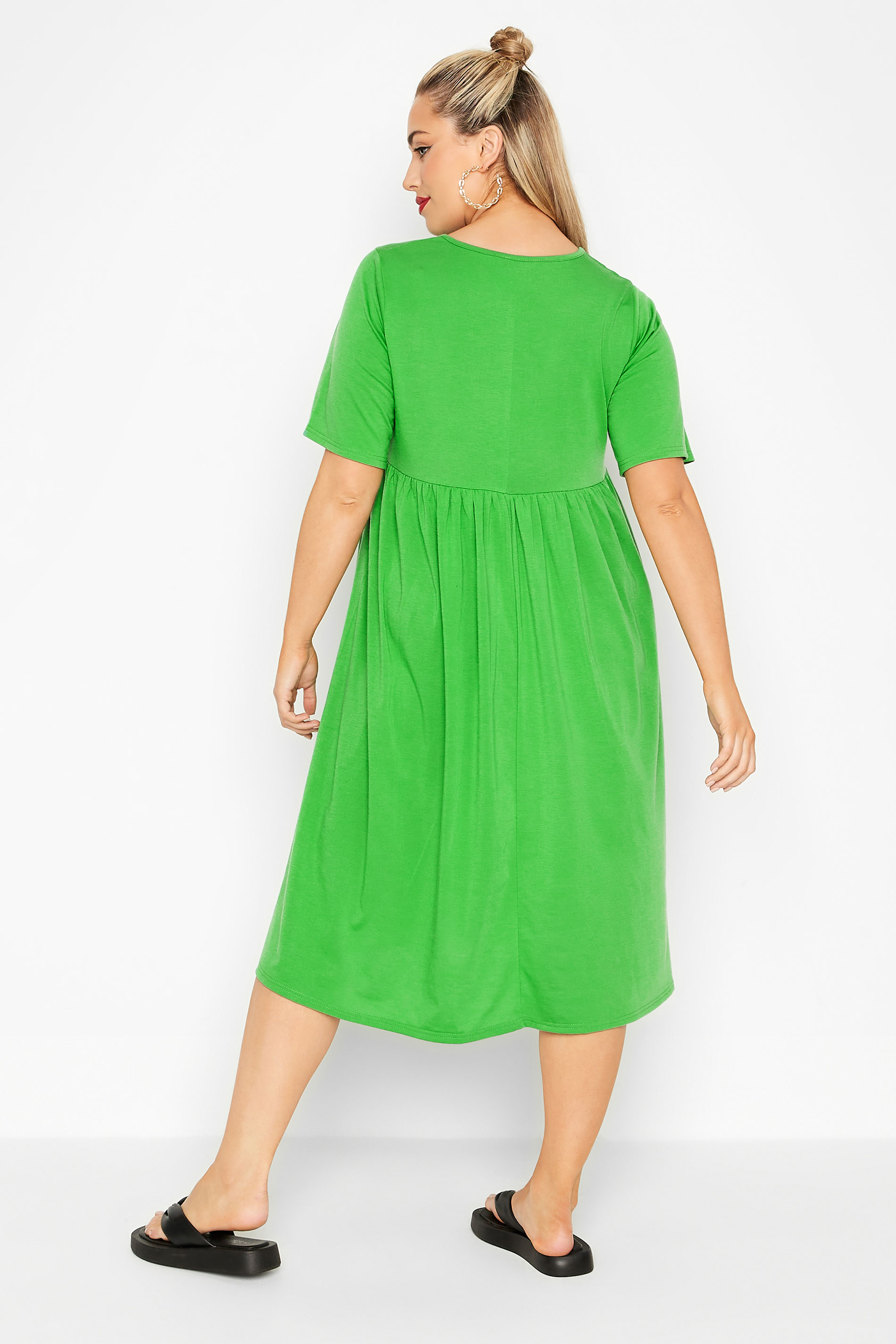 Robes Grande Taille Grande taille  Robes en Jersey | LIMITED COLLECTION - Robe Midi Verte Pomme Design Uni - PM97035