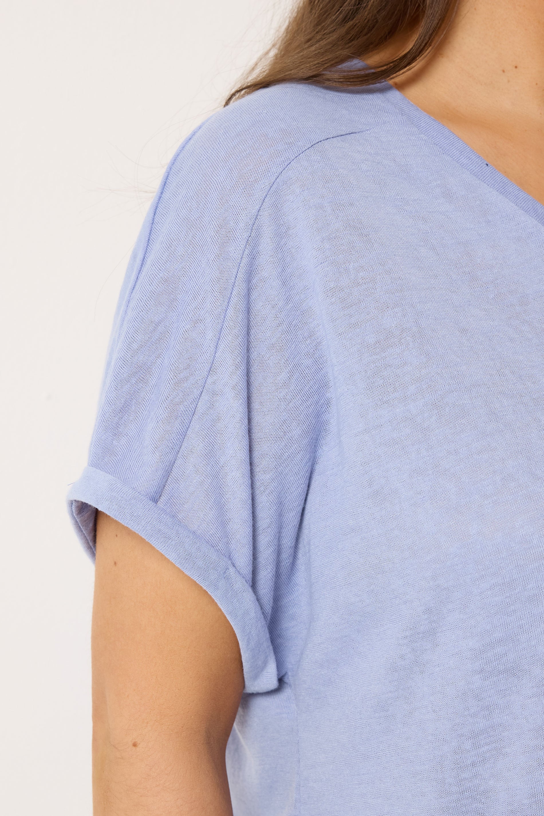 YOURS Plus Size Light Blue Linen Look T-Shirt | Yours Clothing 4