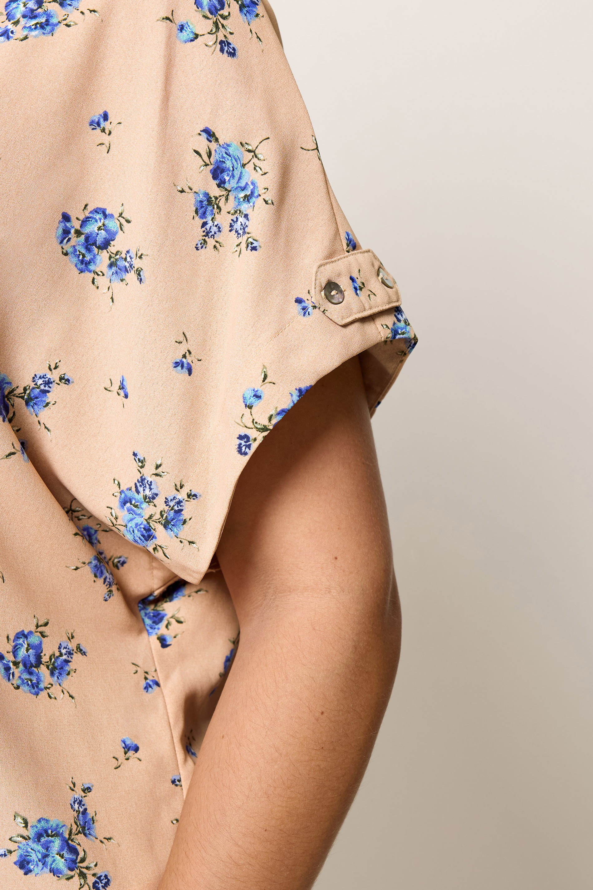 YOURS Plus Size Pink Floral Tab Sleeve Top | Yours Clothing 4
