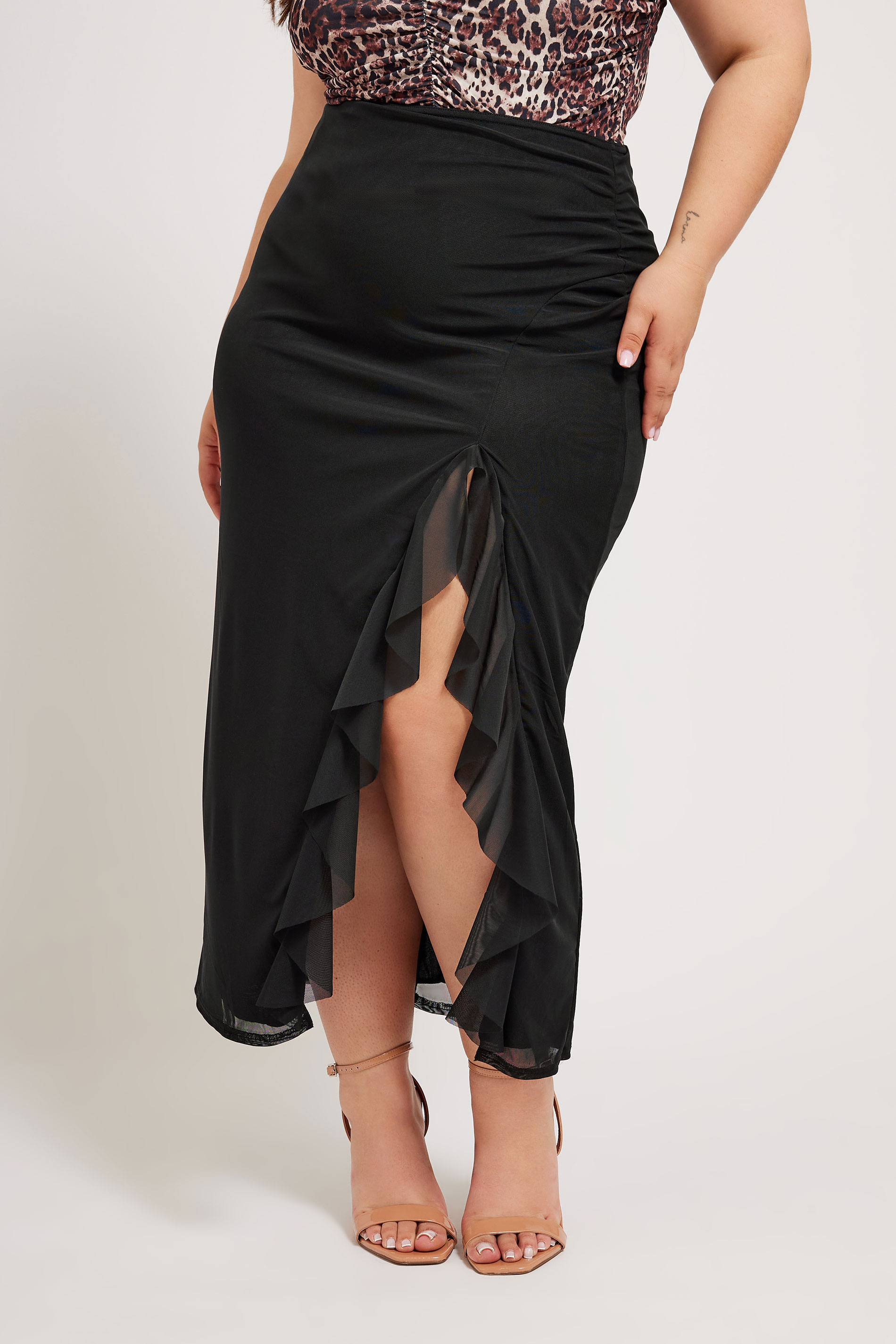 YOURS LONDON Plus Size Black Ruffle Maxi Skirt | Yours Clothing 1