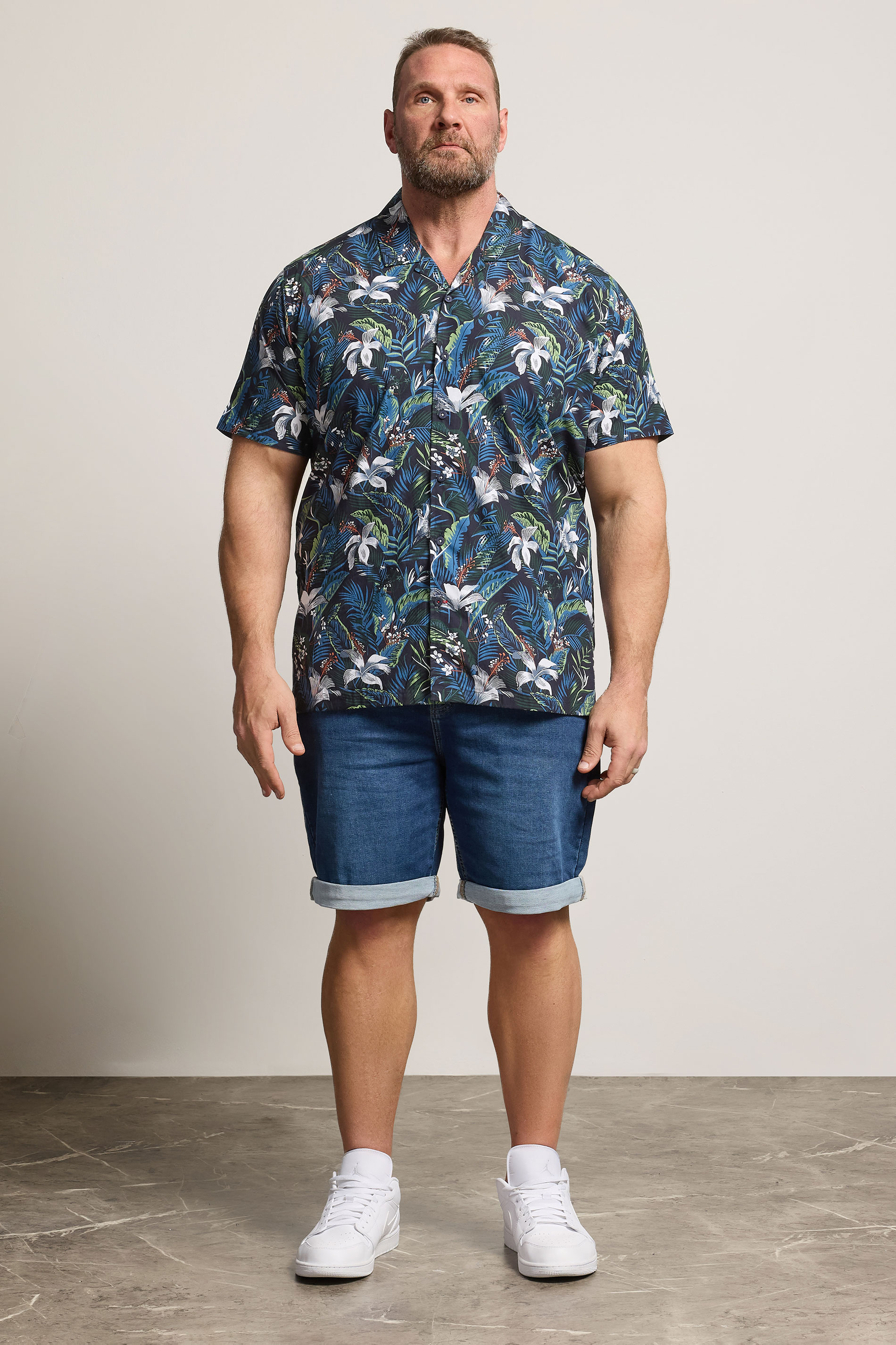 D555 Big & Tall Blue Hawaiian Short Sleeve Shirt | BadRhino 1
