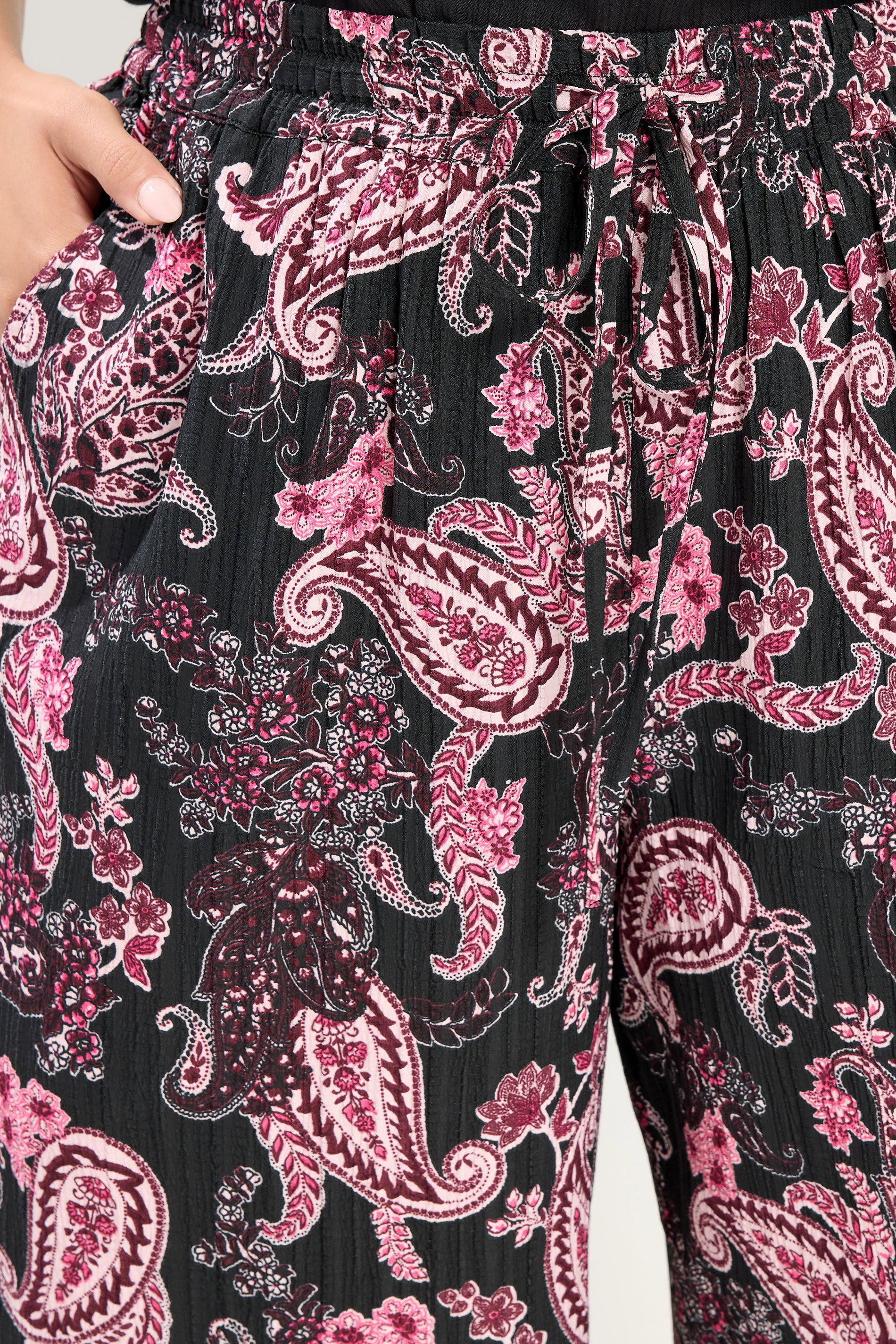 YOURS Plus Size Pink Paisley Cropped Trousers | Yours Clothing 4