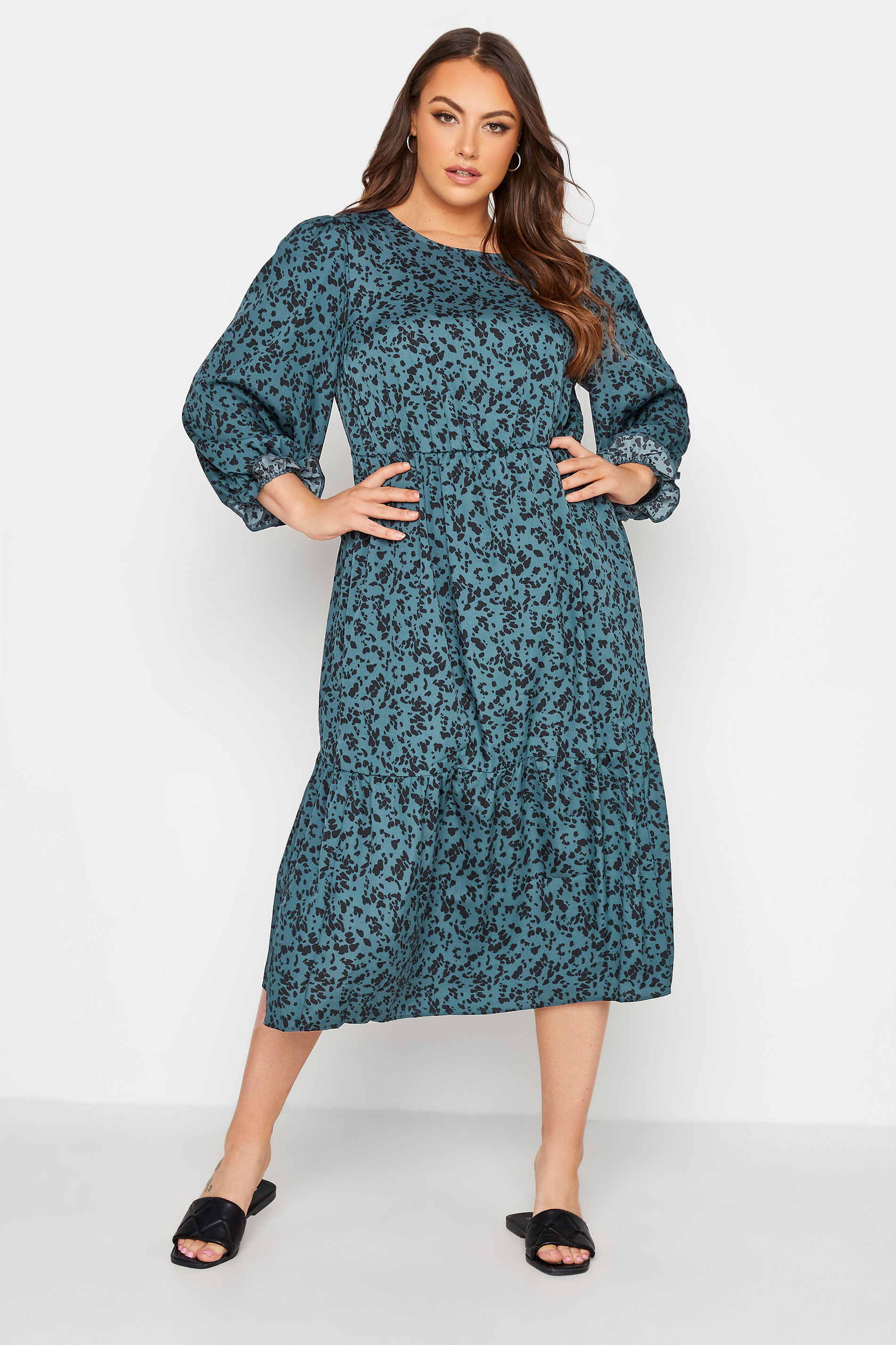 LIMITED COLLECTION Plus Size Green Animal Markings Smock Dress | Yours Clothing 2