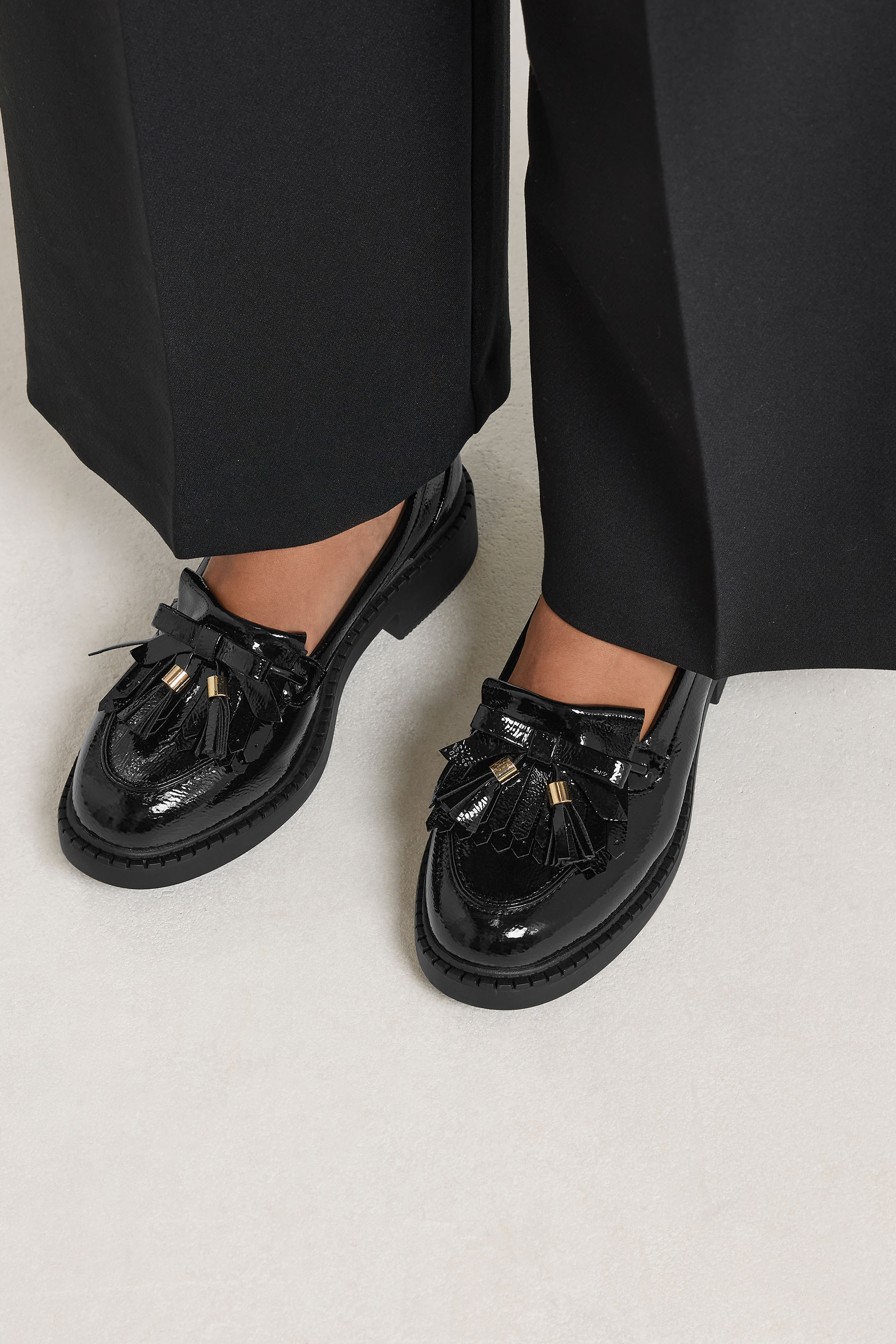 Yours Zwarte Lakleren Loafers Met Strikdetail In Brede E En Extra Brede Eeepasvormsize 37EEE