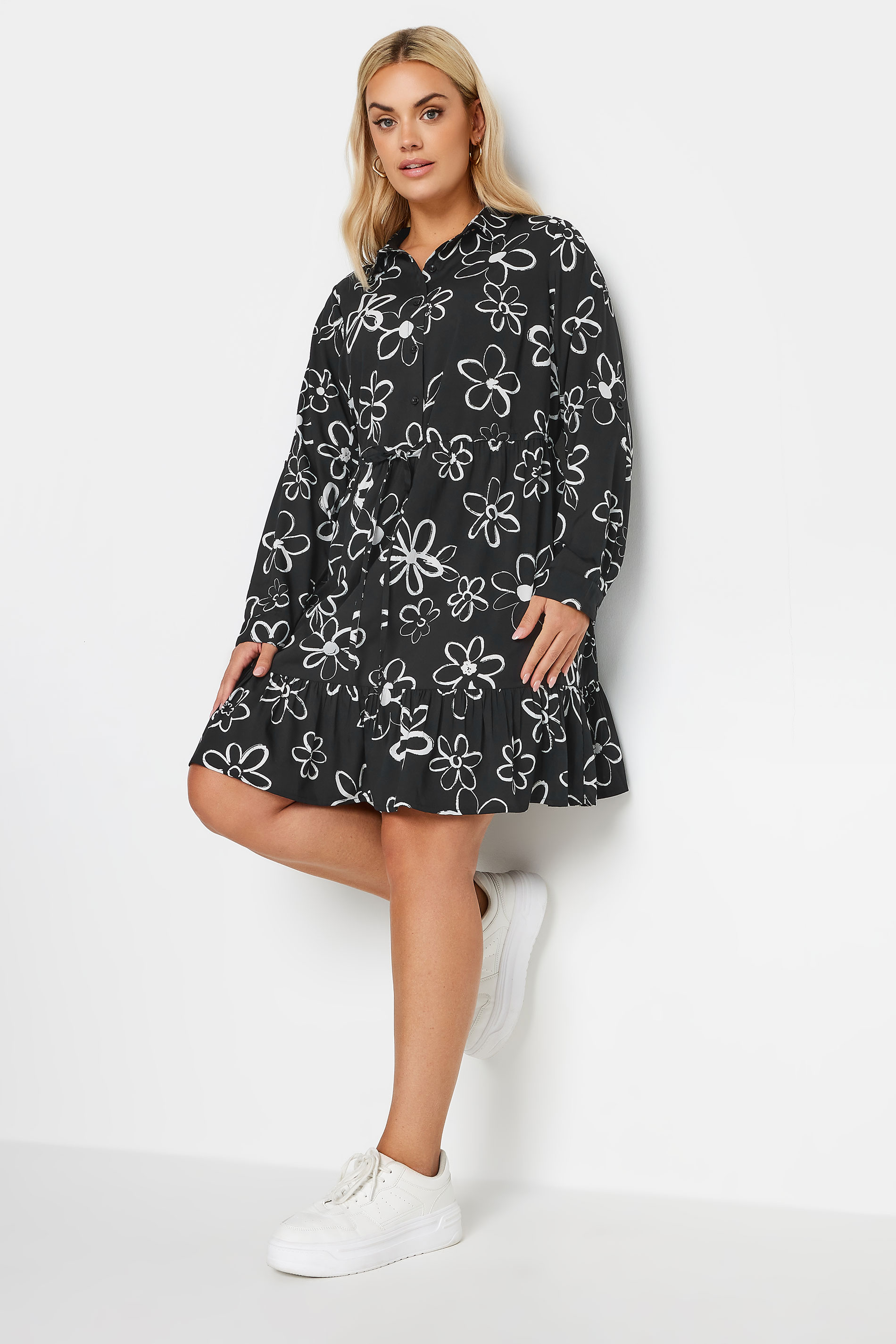 YOURS Plus Size Black Floral Doodle Print Smock Tunic Dress | Yours Clothing 1
