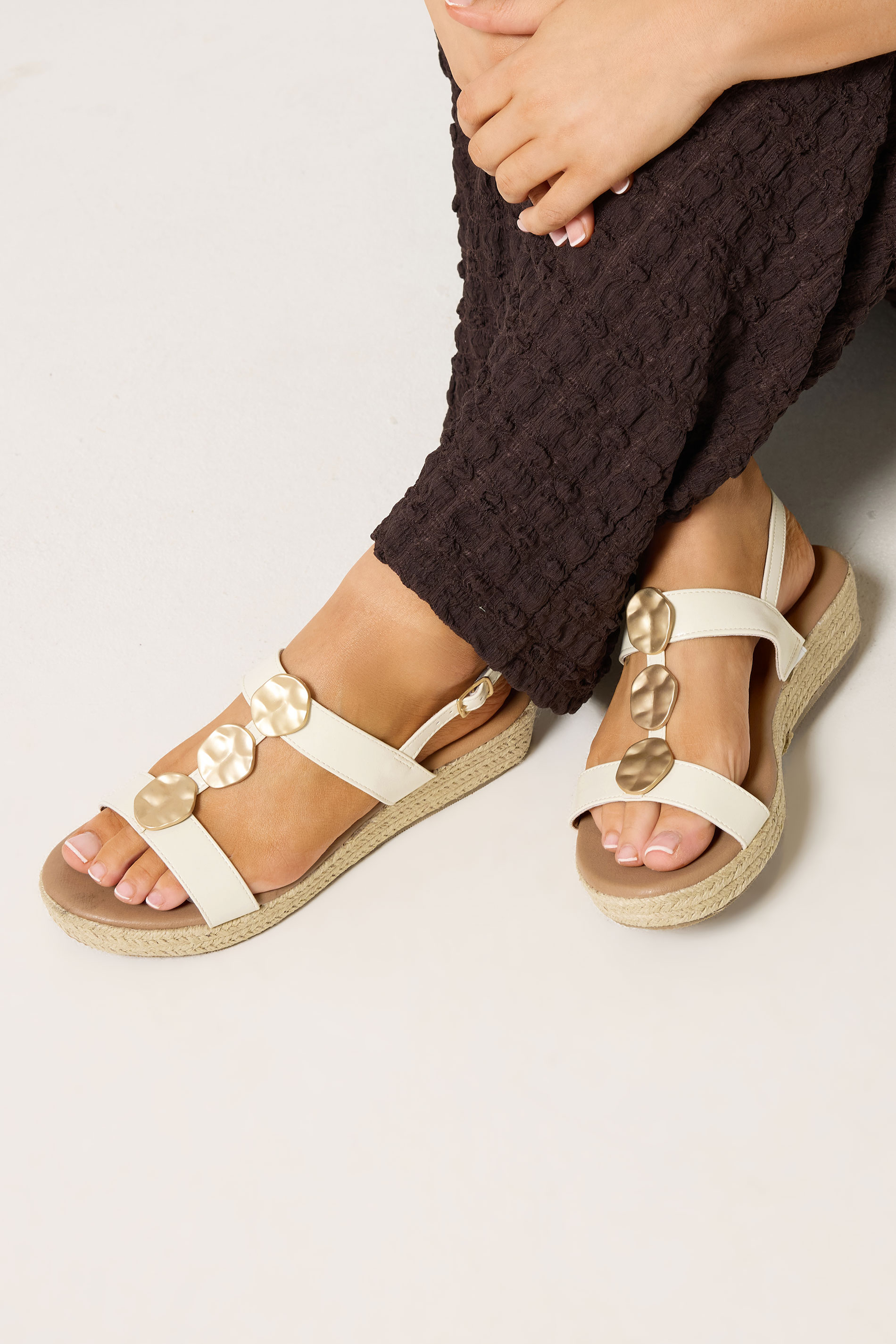White Hammered Disk Wedge Sandals In Wide E Fit | Yours Clothing 3