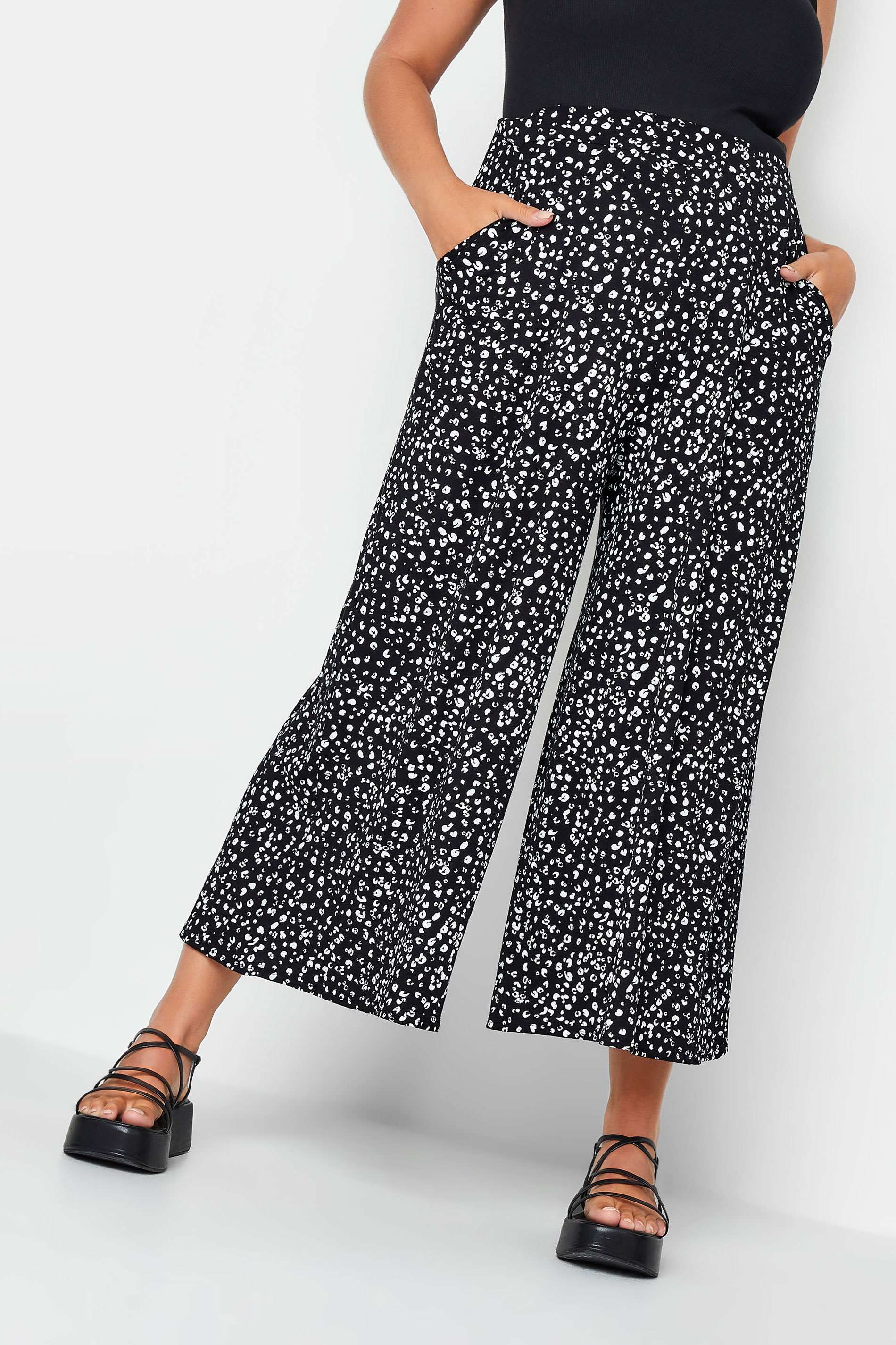 YOURS Curve Plus Size Black Leopard Print Midaxi Culottes | Yours Clothing 1