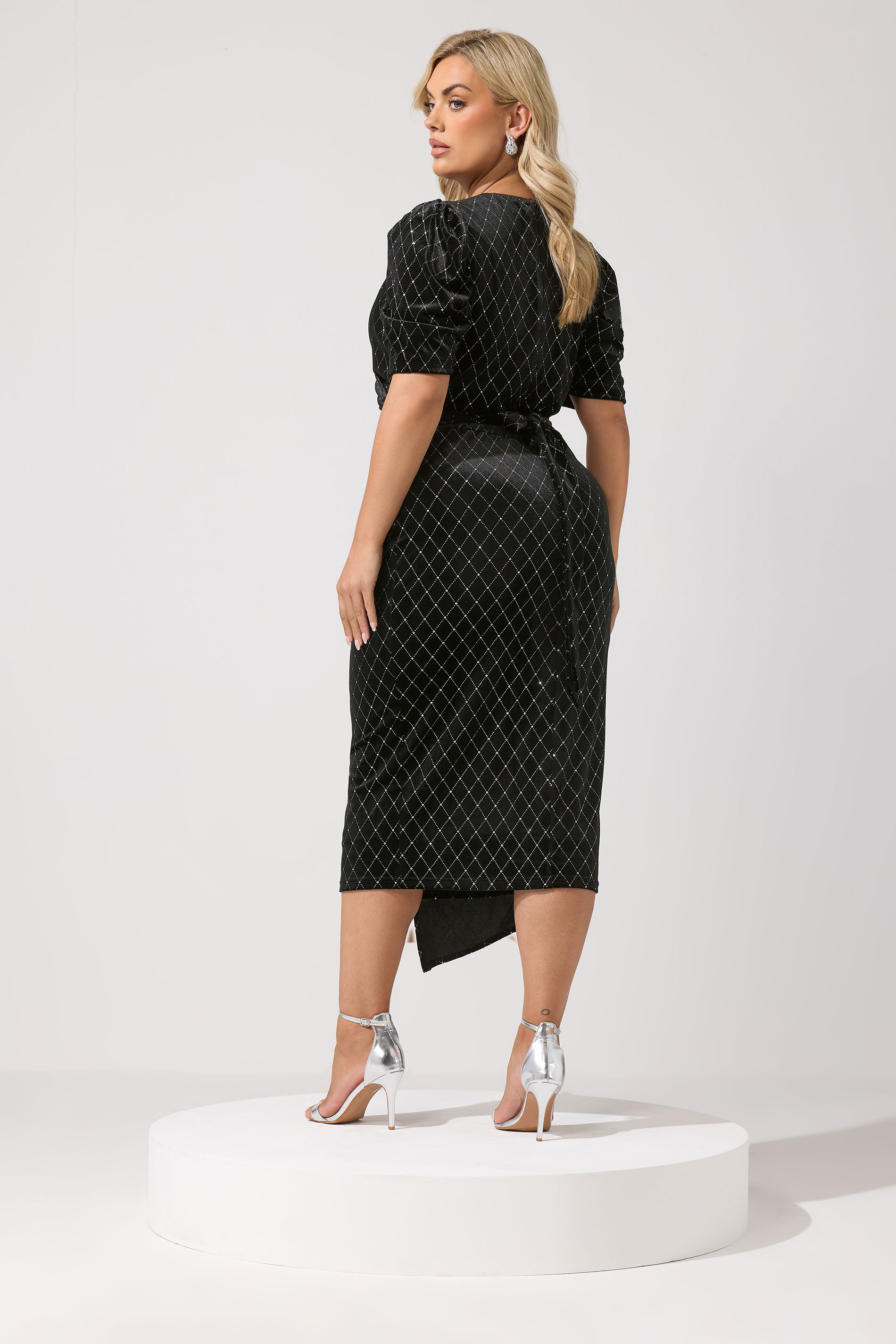 glitter wrap midi dress Yours London Women's Plus Size Black Velvet Size 22-24 sweetheart neckline