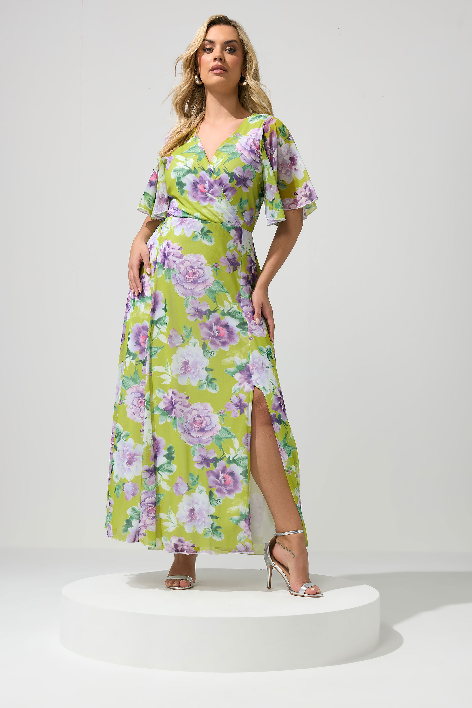 YOURS LONDON Plus Size Green Floral Wrap Dress | Yours Clothing 3