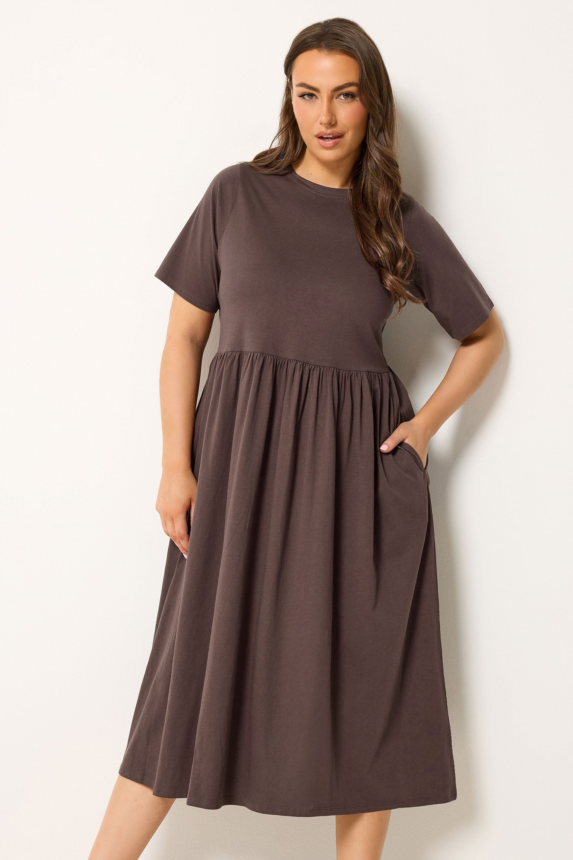 YOURS Plus Size Chocolate Brown Throw on Smock Dress | Yours Clothing 3