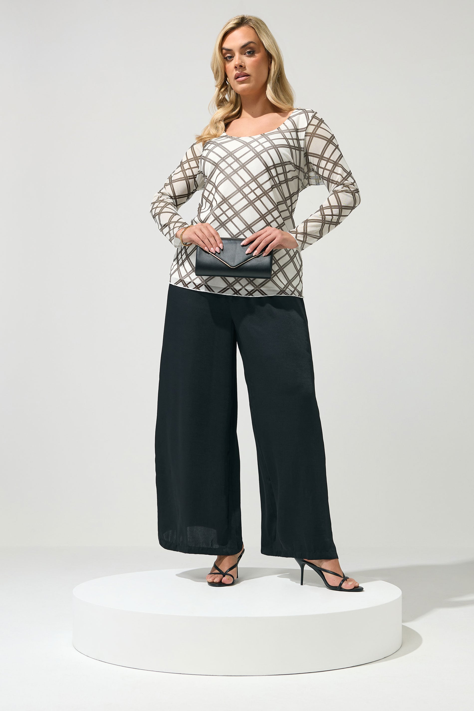 YOURS LONDON Plus Size Ivory White & Brown Check Top | Yours Clothing 2