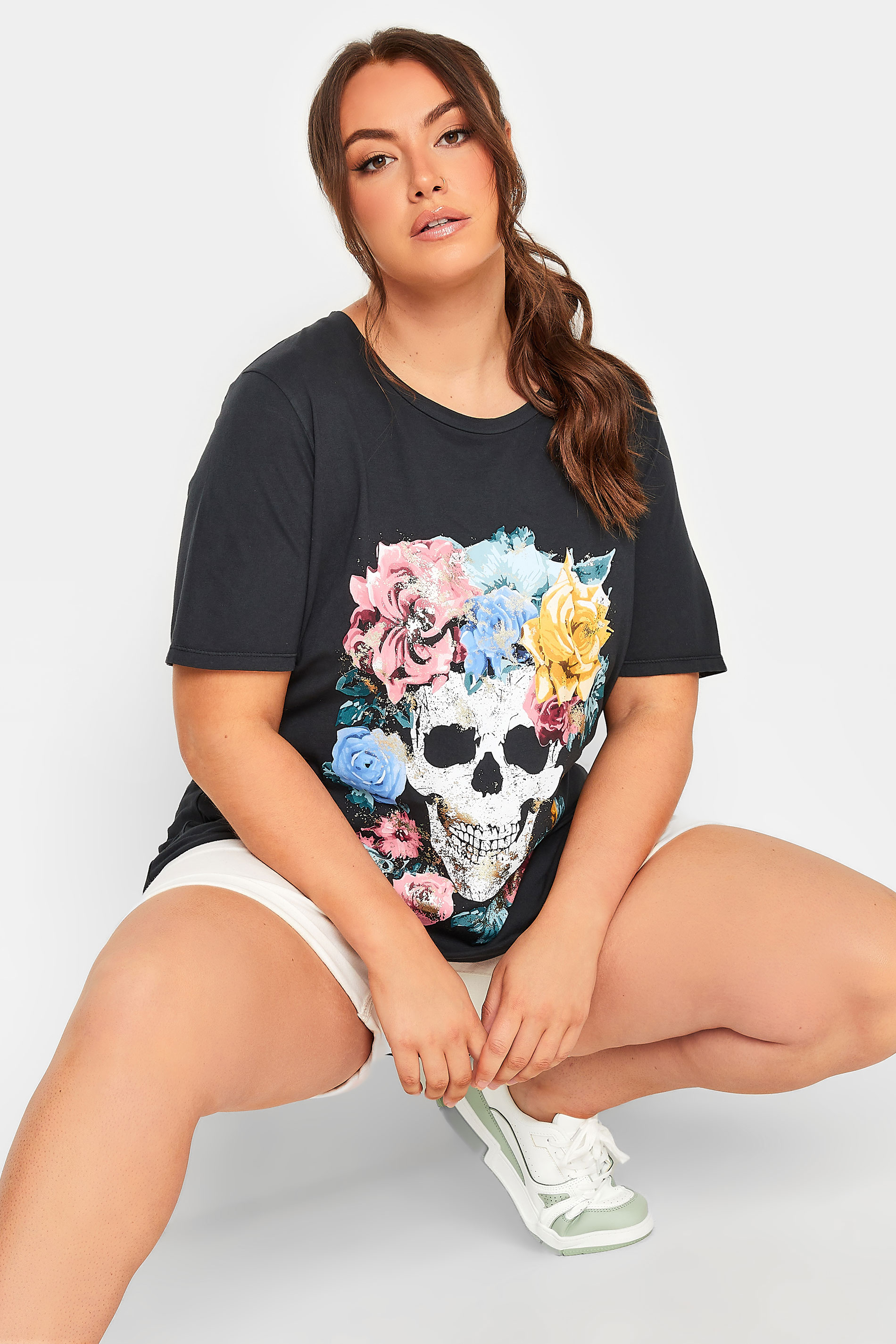 YOURS Plus Size Black Skull Print T-Shirt | Yours Clothing 1