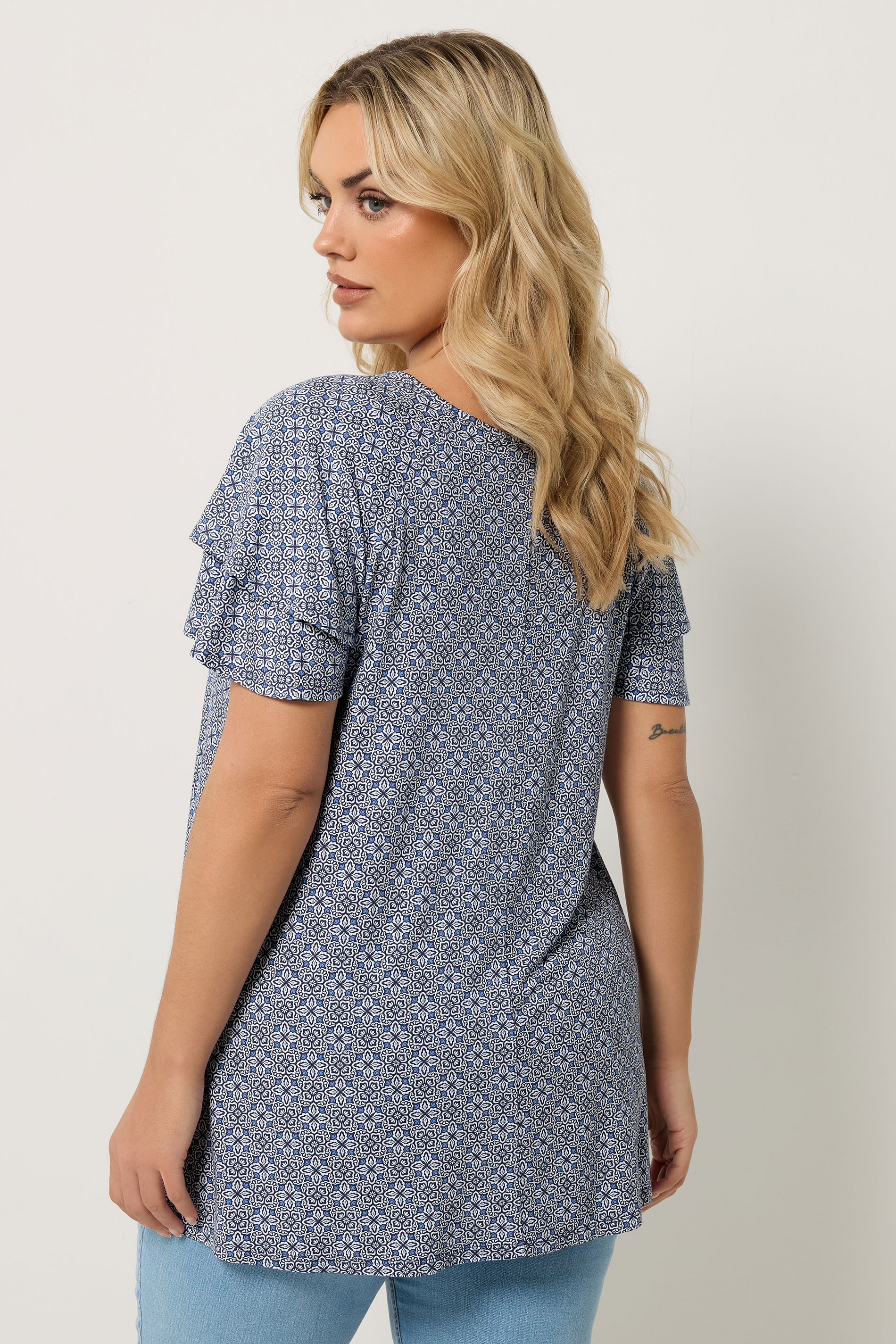 YOURS Plus Size Paisley Short Sleeve Top | Yours Clothing 2