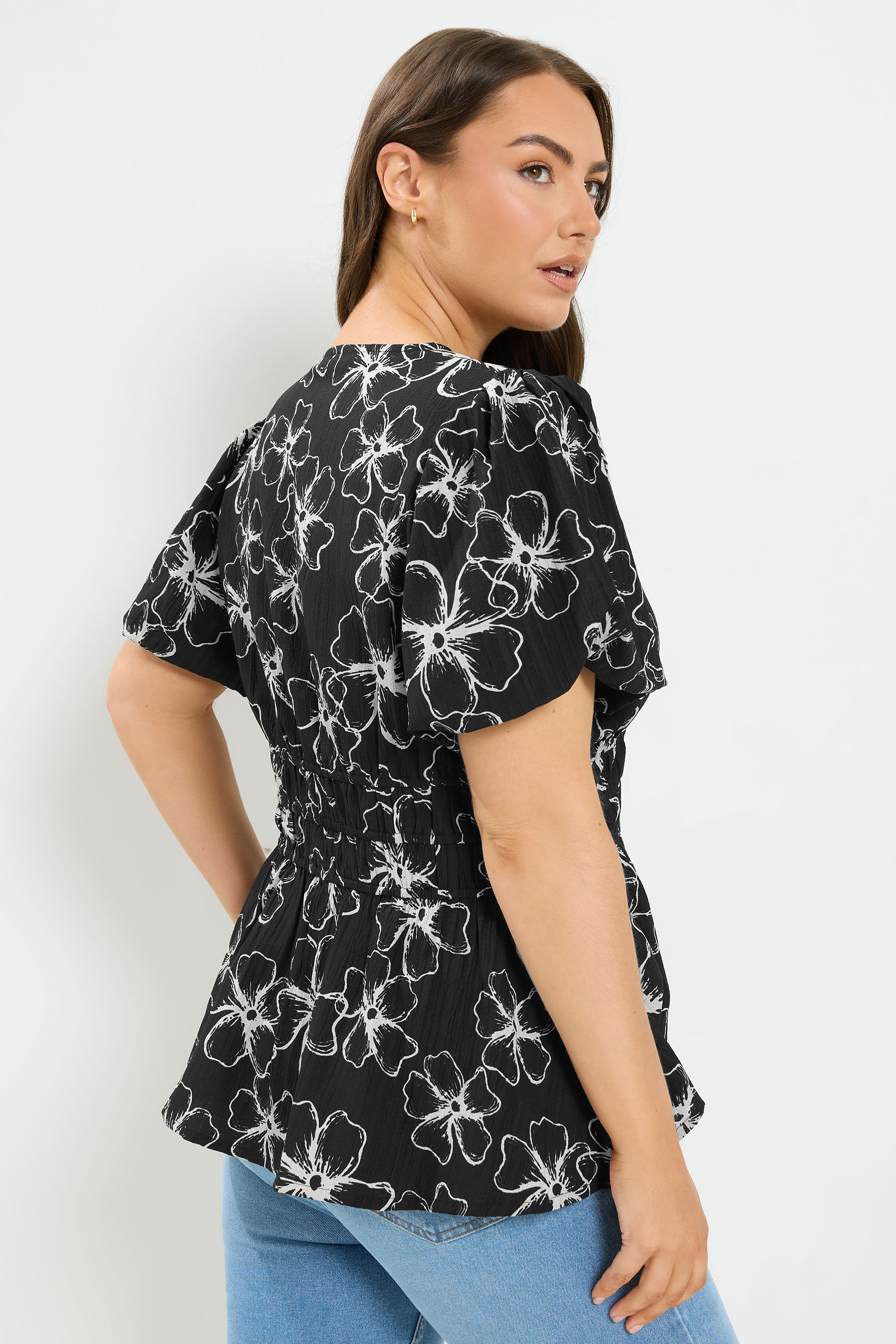 YOURS Plus Size Black Floral Print Puff Sleeve Blouse | Yours Clothing 2
