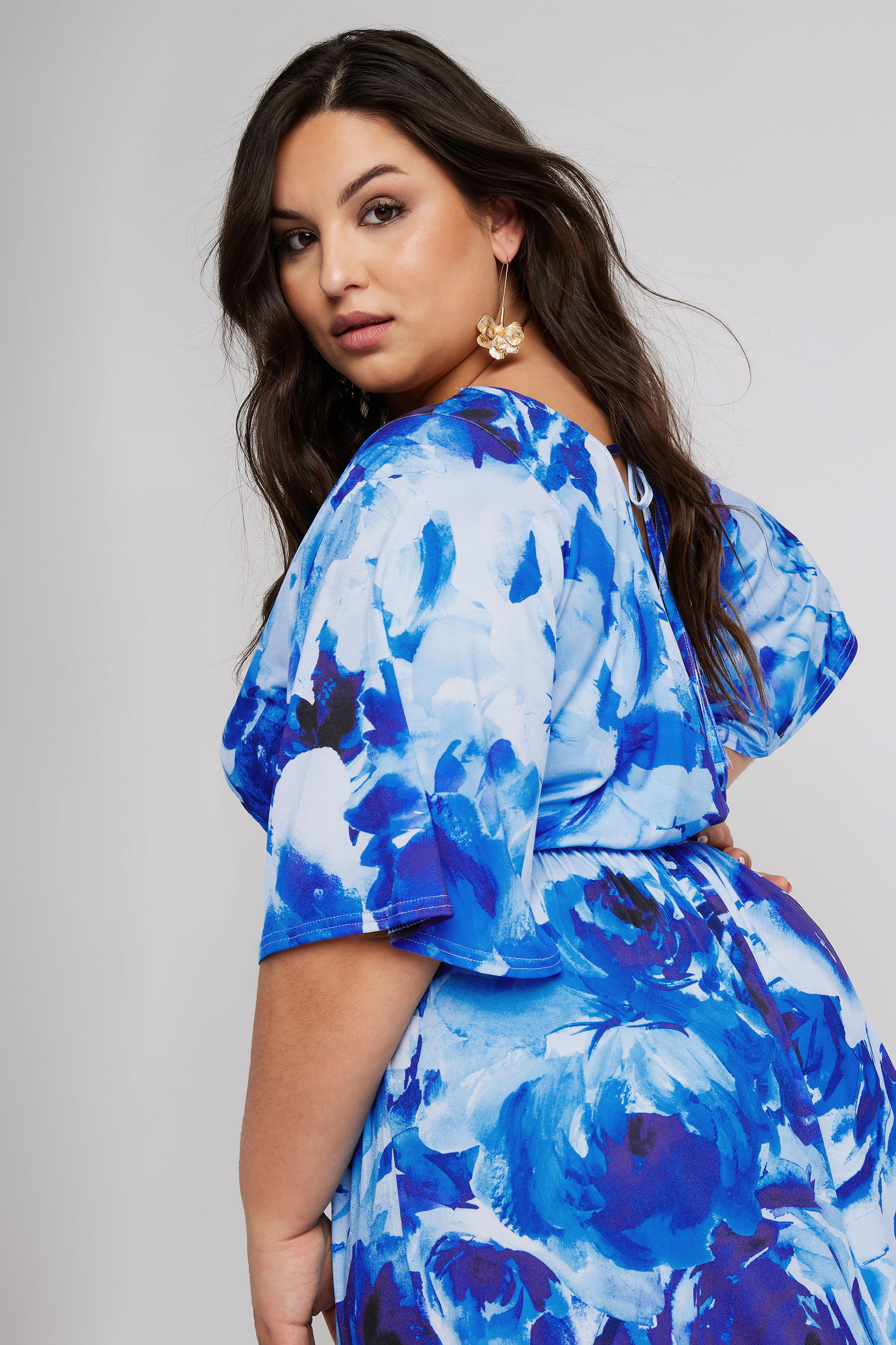 YOURS LONDON Plus Size Blue Floral Angel Sleeve Maxi Dress | Yours Clothing 2