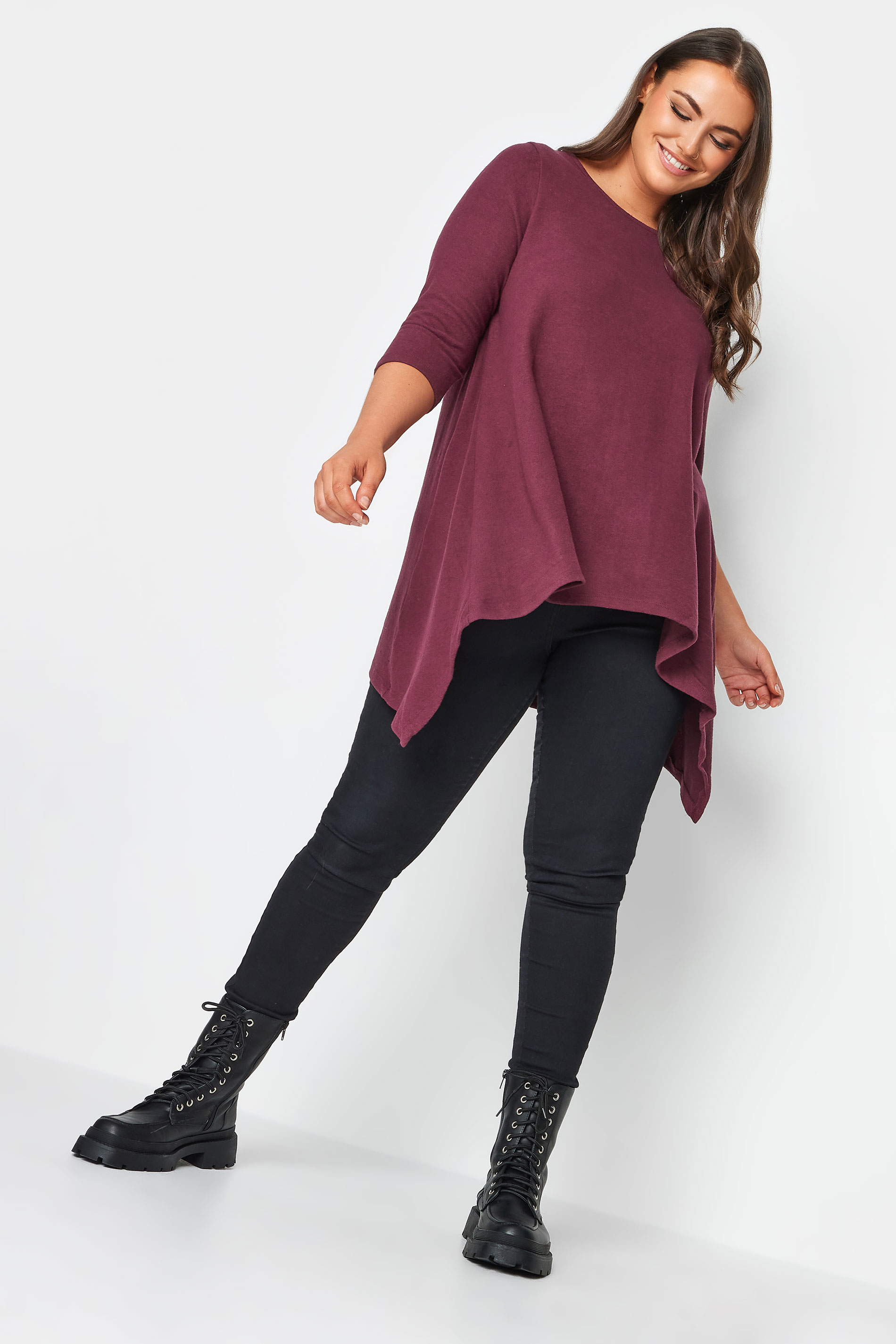 YOURS Plus Size Red Hanky Hem Tunic 3