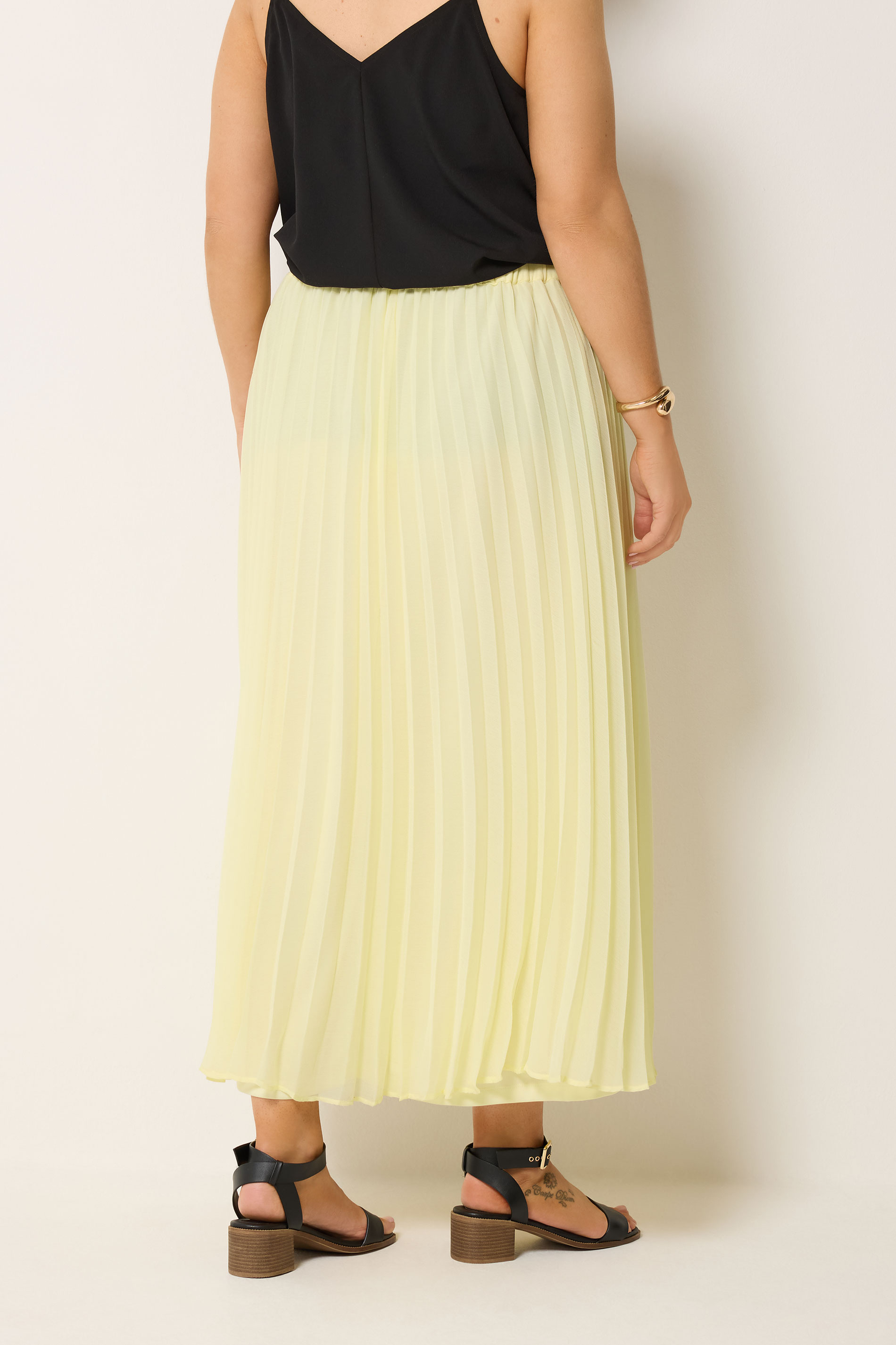 YOURS Plus Size Yellow Pleated Skirt | Yours Clothing 4