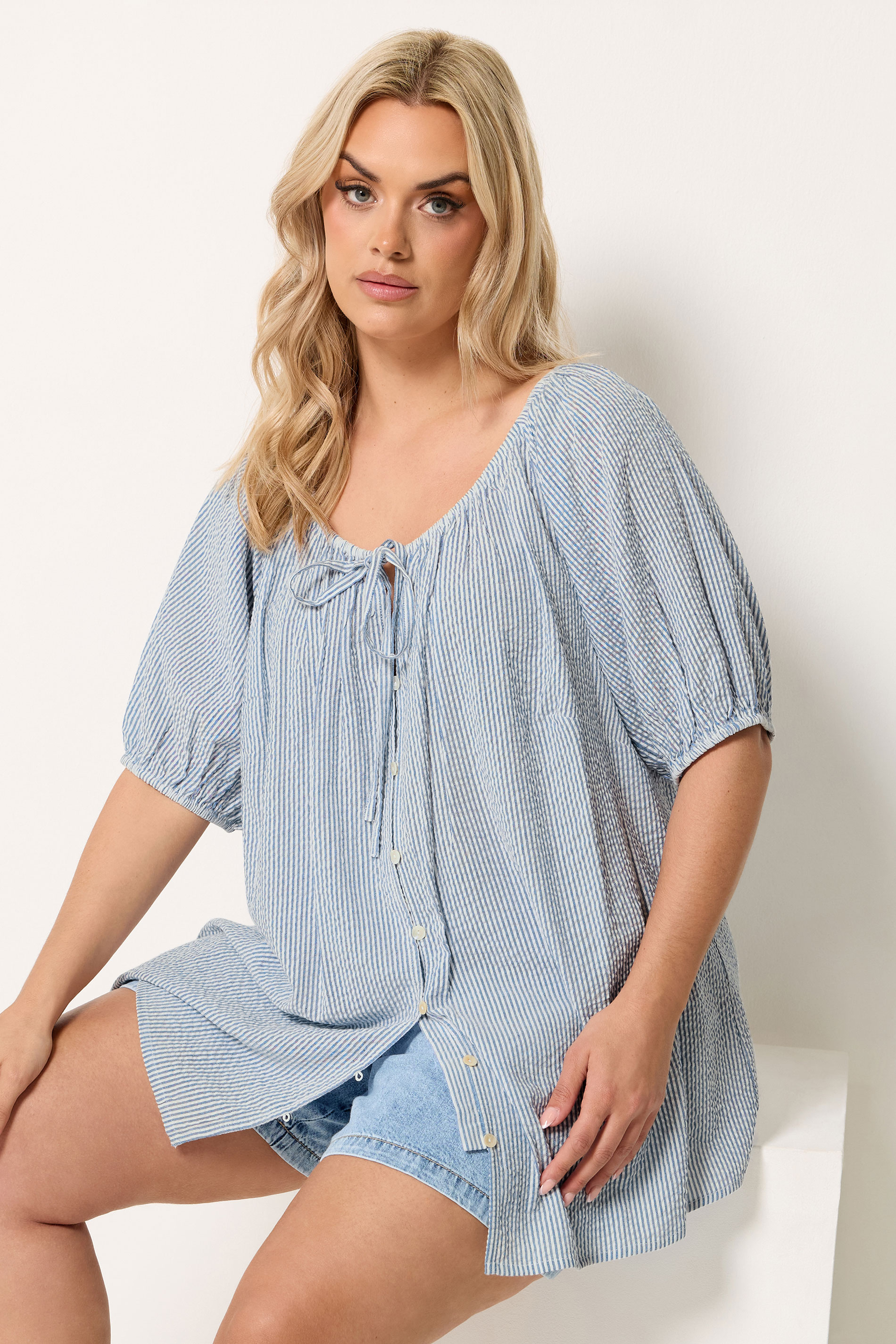 https://cdn.yoursclothing.com/Images/ProductImages/4238fa4c-8d6c-4a_331257_A.jpg