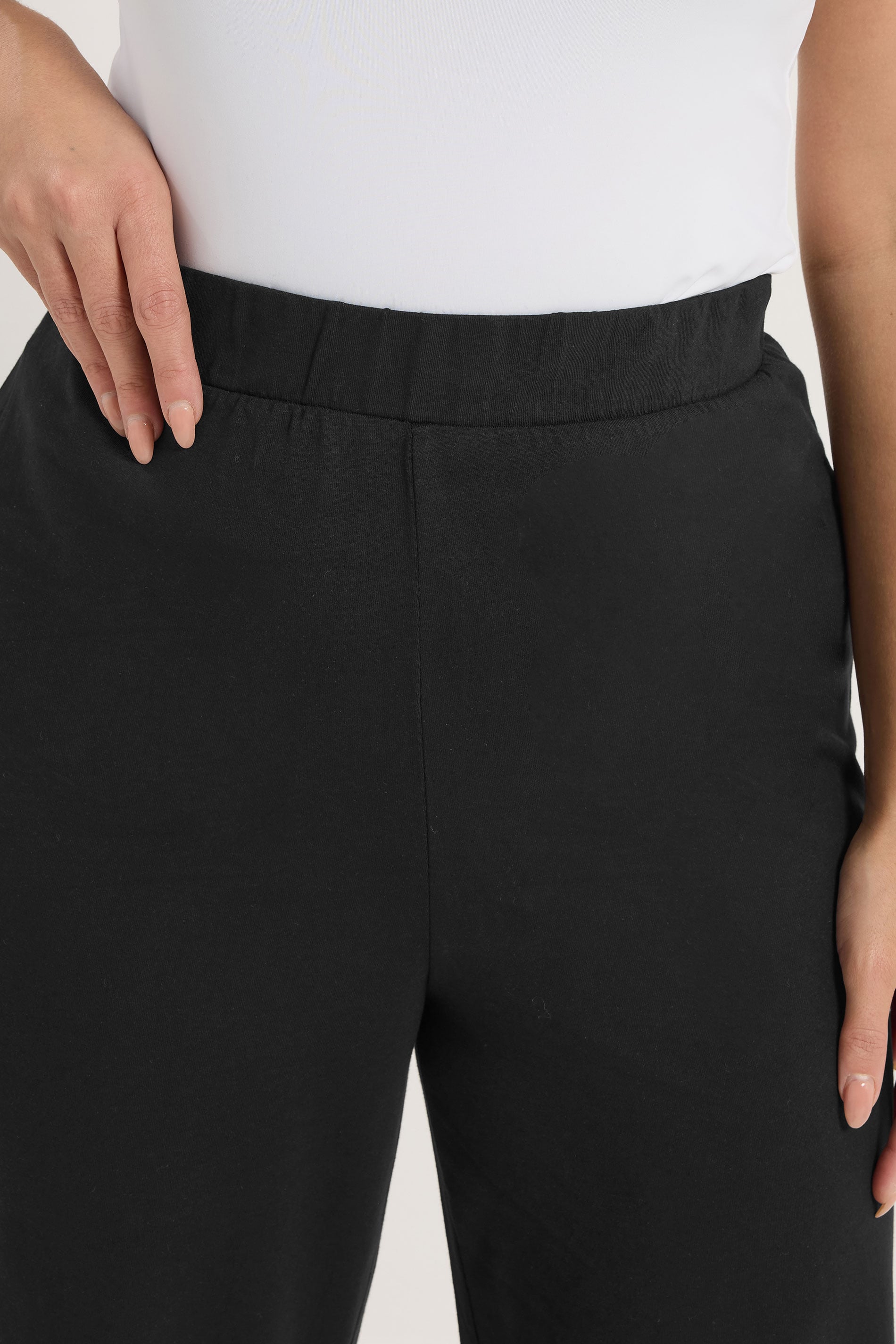 YOURS Plus Size Black Wide Leg Leggings | Yours Clothing 4