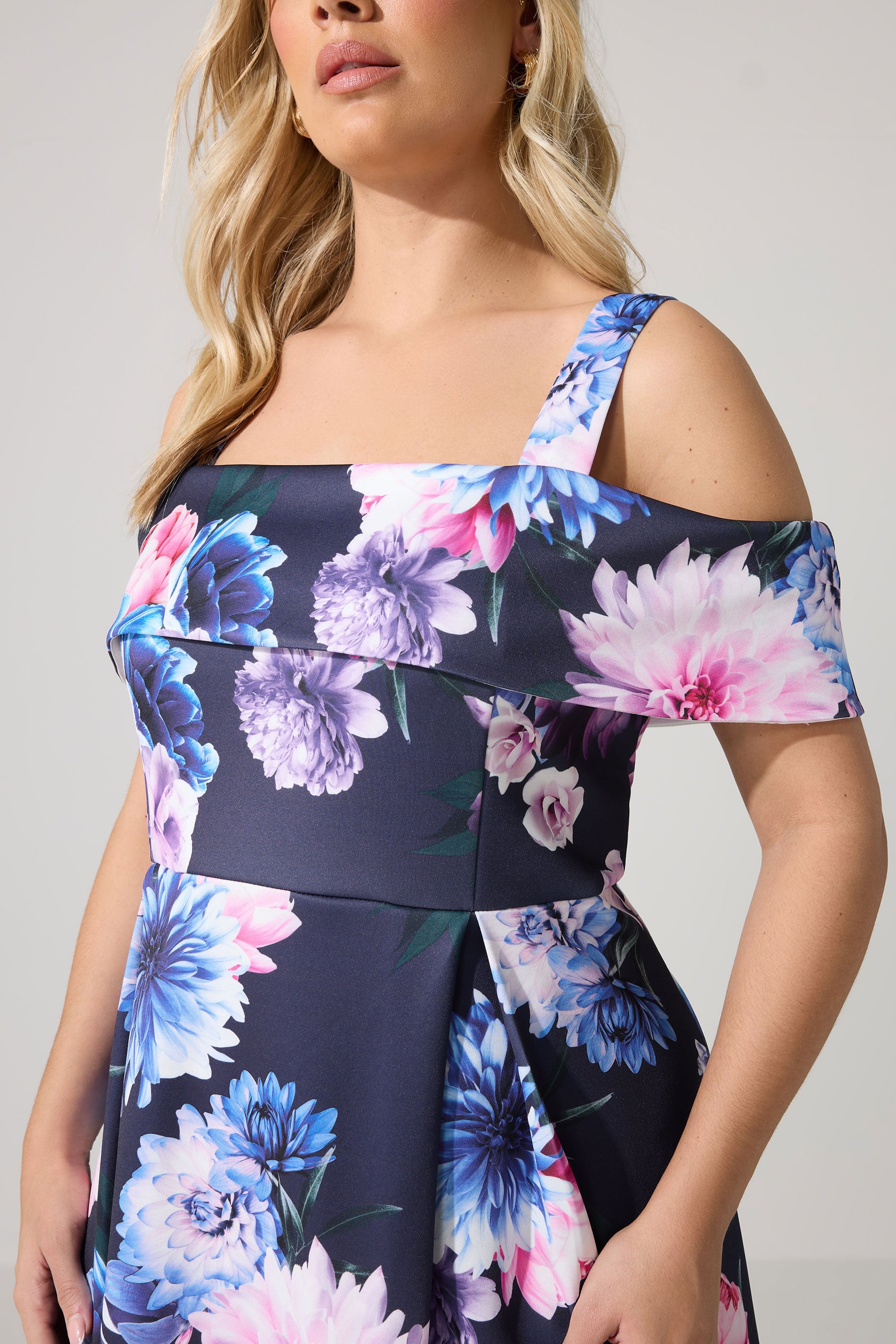 YOURS LONDON Plus Size Navy Blue Cold Shoulder Floral Skater Dress | Yours Clothing 4