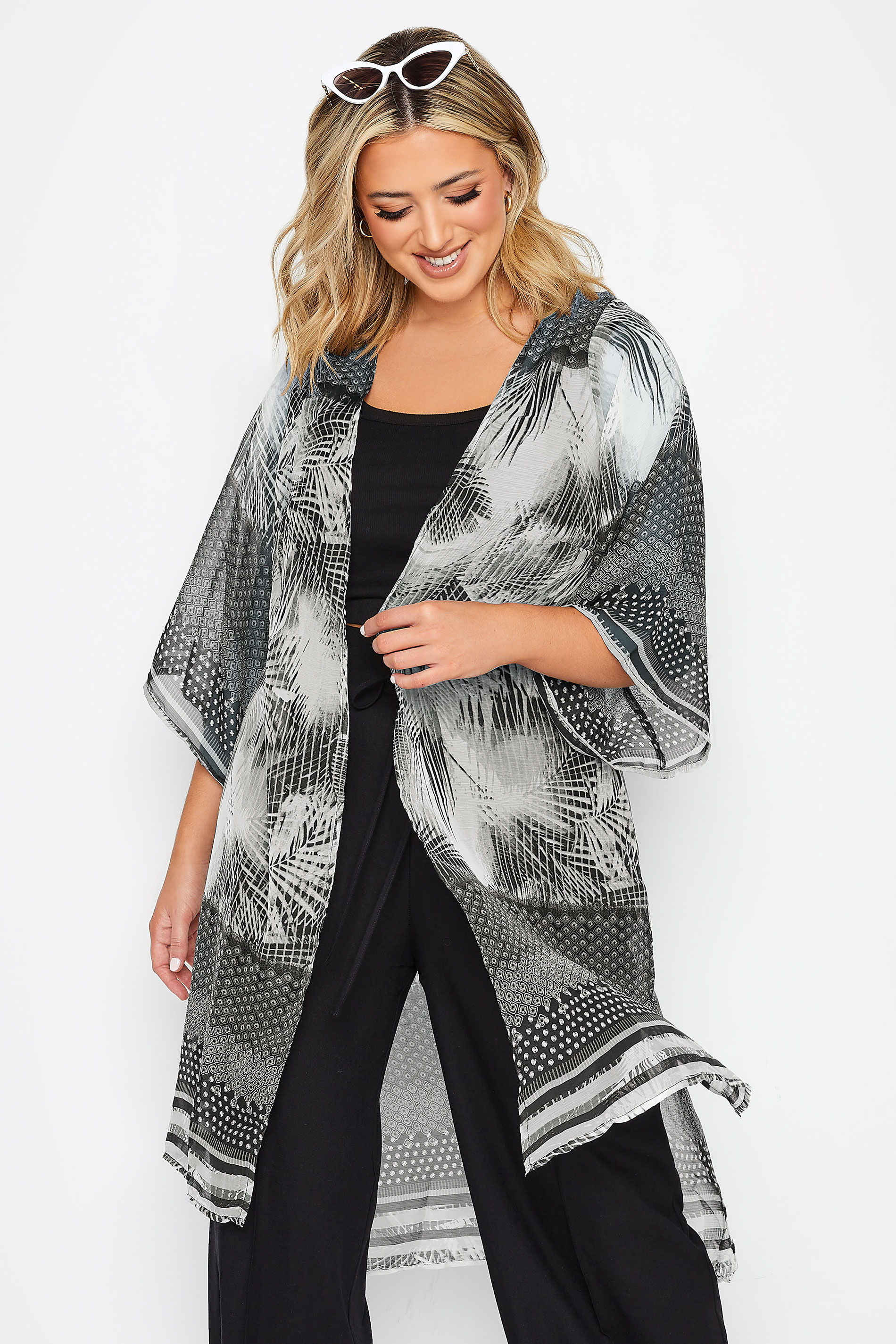 YOURS Plus Size Black Tropical Print Kimono | Yours Clothing 1