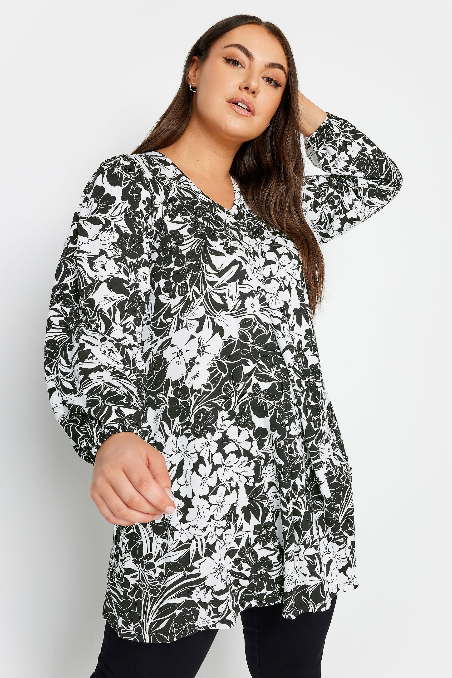 YOURS Plus Size Black Leaf Printed Top | Yours Clothing 1
