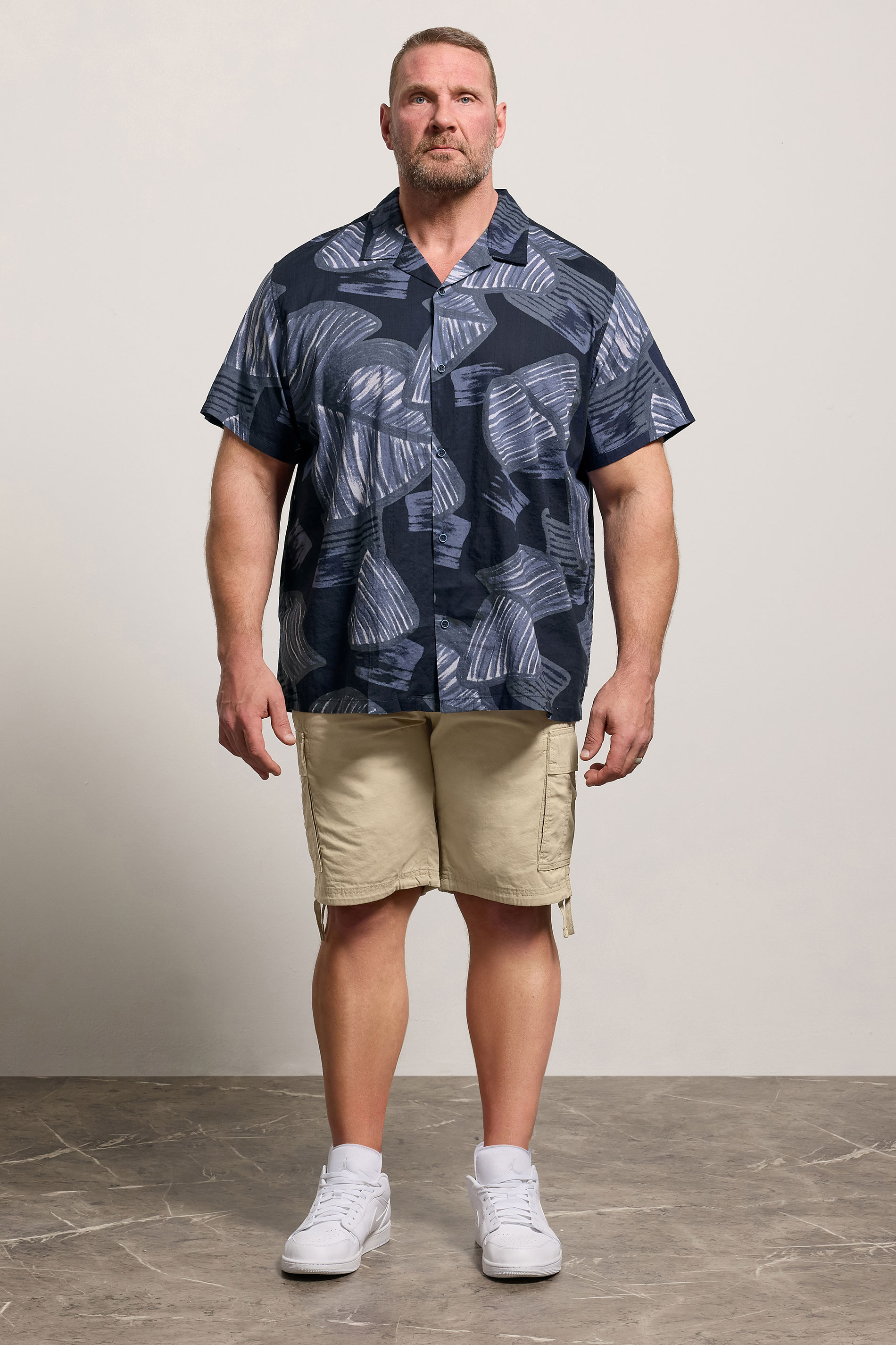 JACK & JONES Big & Tall Crockery Brown Mid Rise Cargo Shorts | BadRhino 1