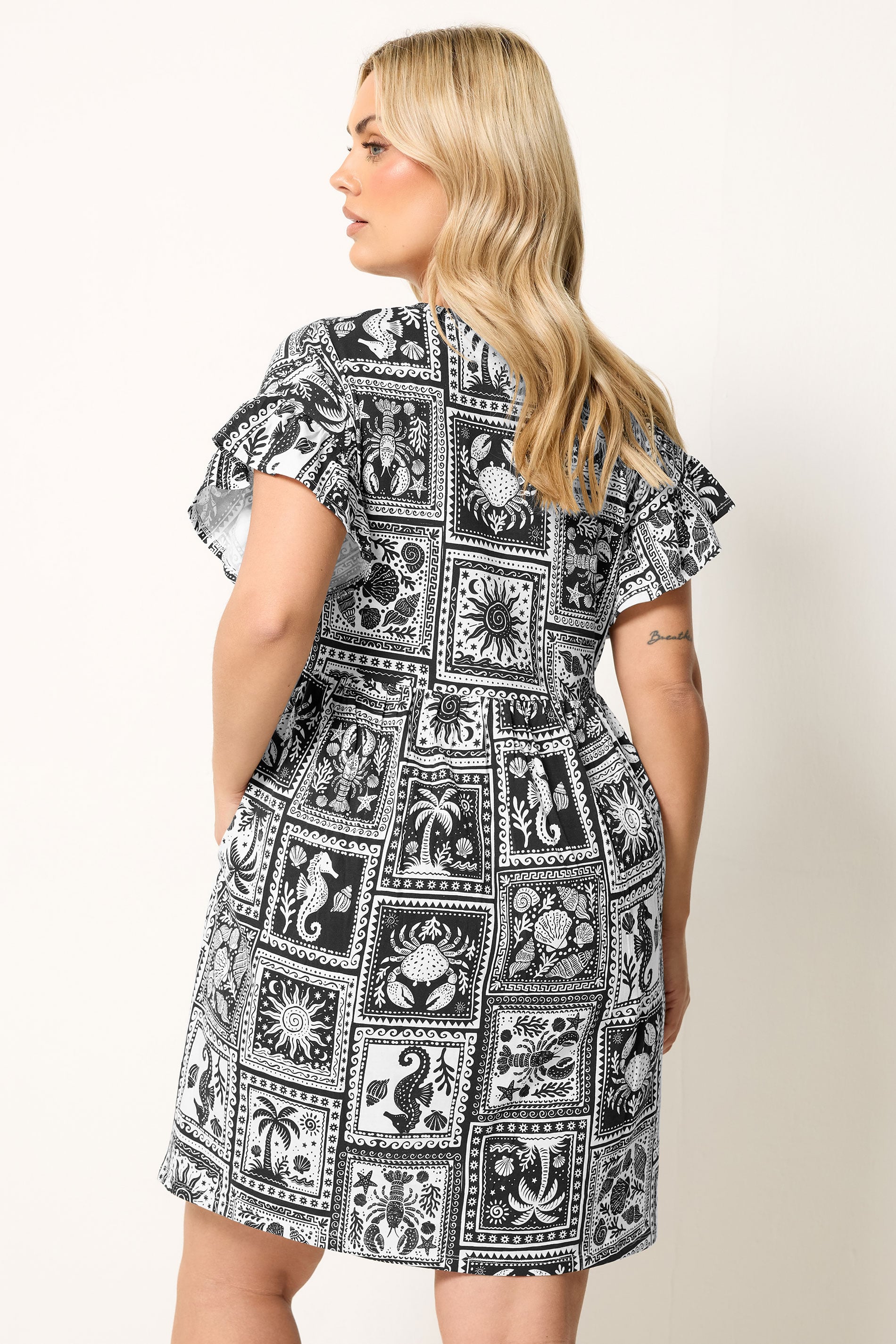 YOURS Plus Size Black Mixed Shell Tunic Dress | Yours Clothing 2
