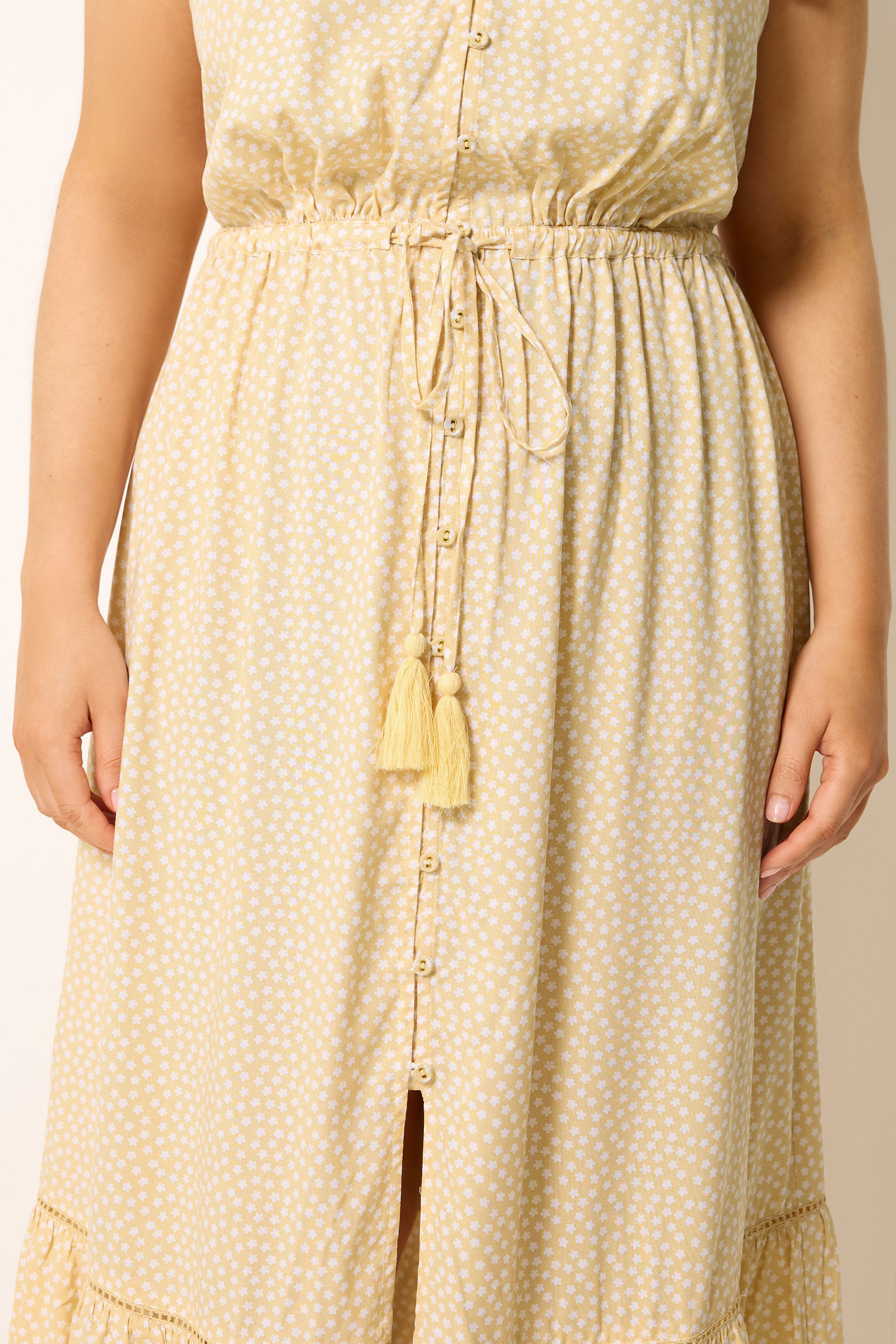 YOURS Curve Yellow Ditsy Floral Print Maxi Dress | Yours Clothing 4