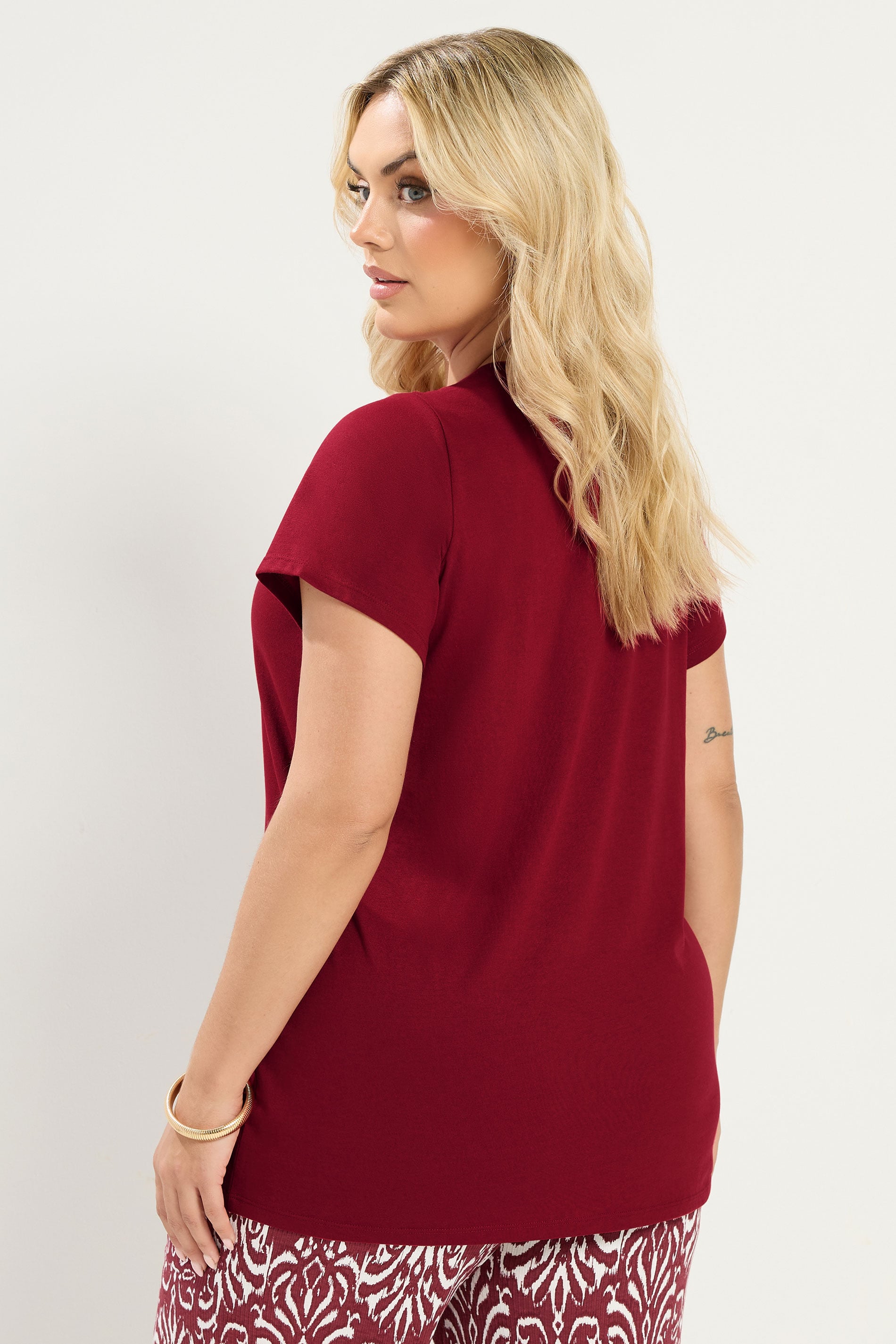 YOURS Plus Size Red Core Basic T-Shirt | Yours Clothing 1