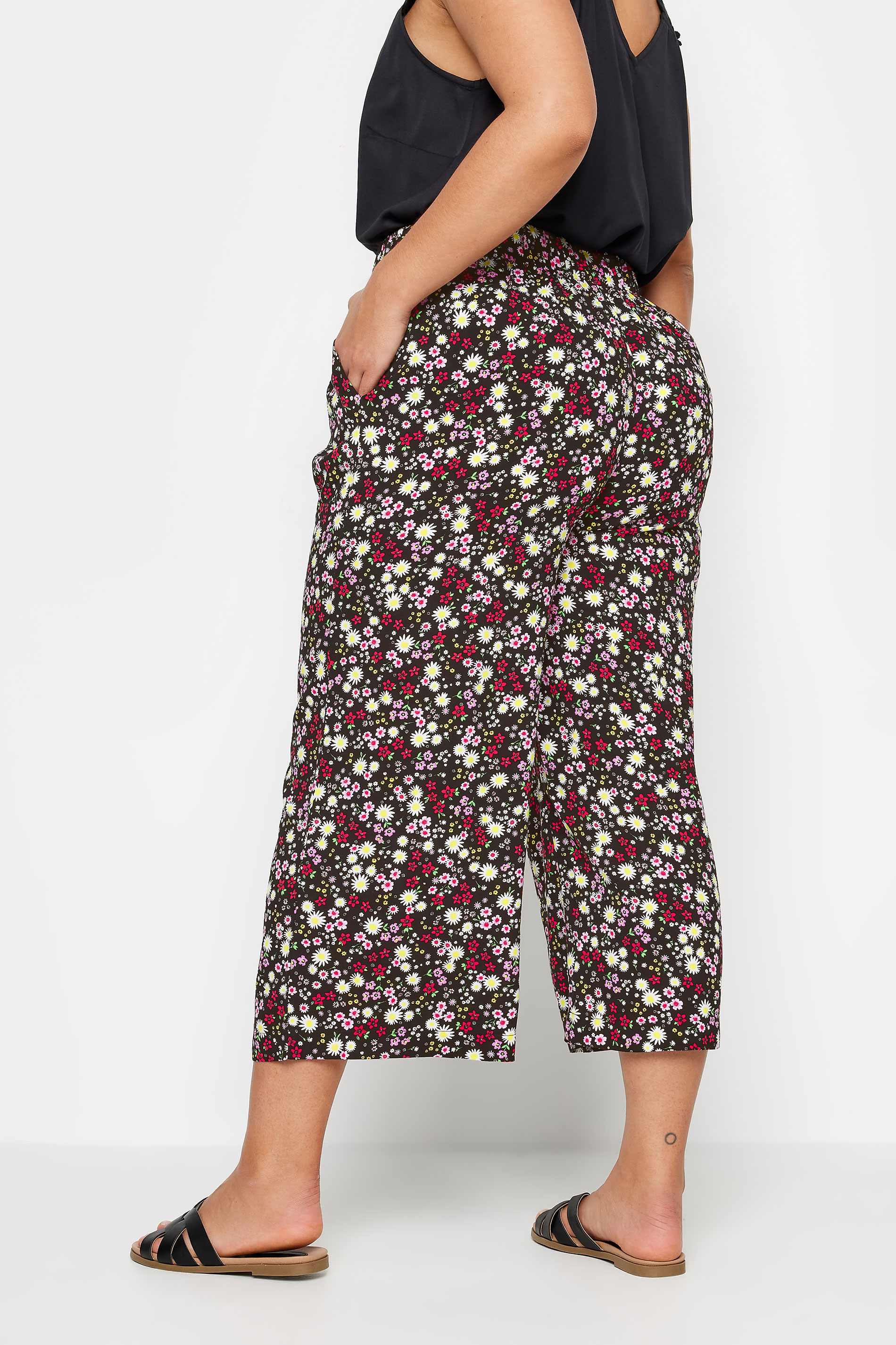 YOURS Plus Size Black Ditsy Floral Print Wide Leg Cropped Trousers | Yours Clothing 3
