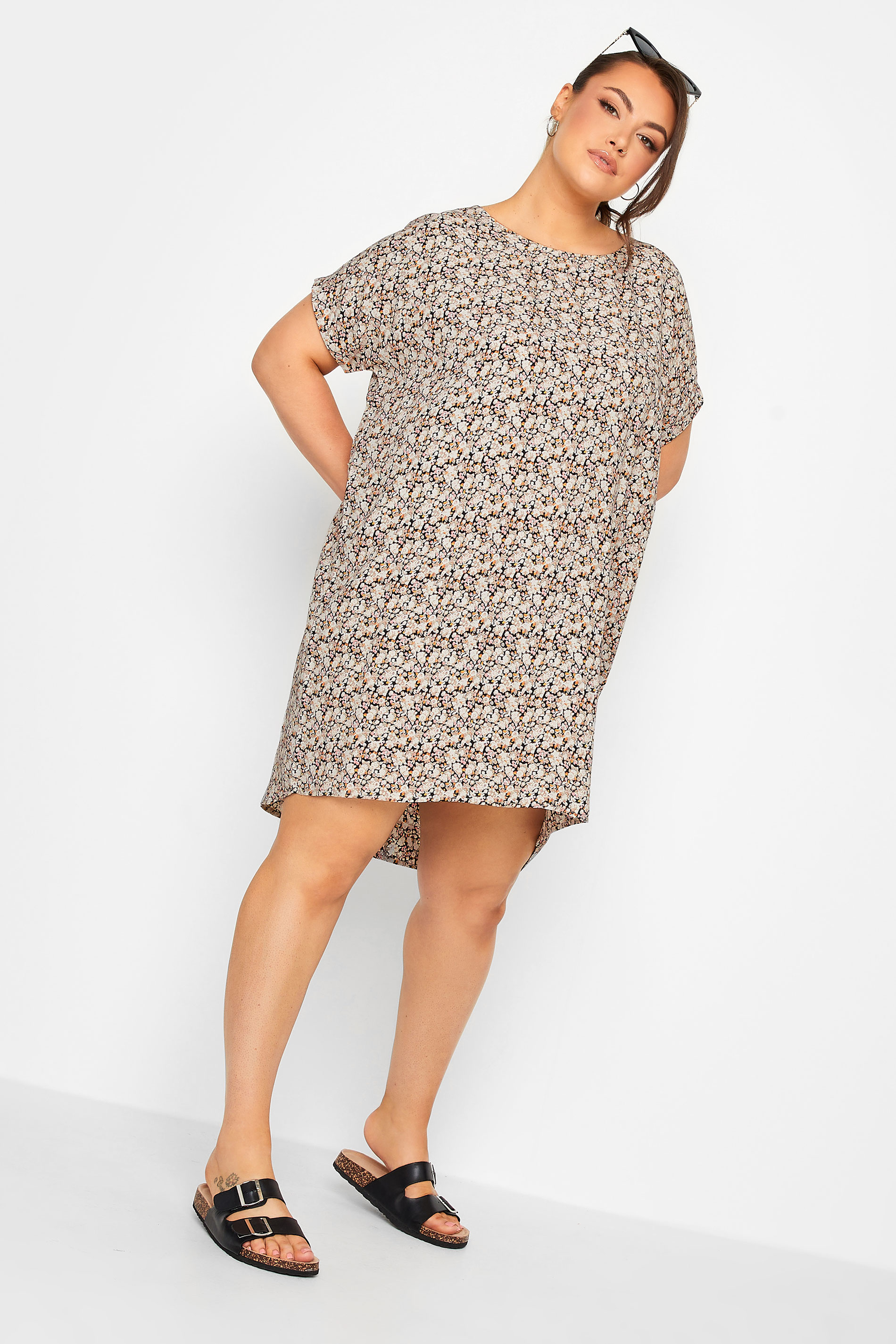 YOURS Plus Size Brown Ditsy Print Shift Dress | Yours Clothing 2