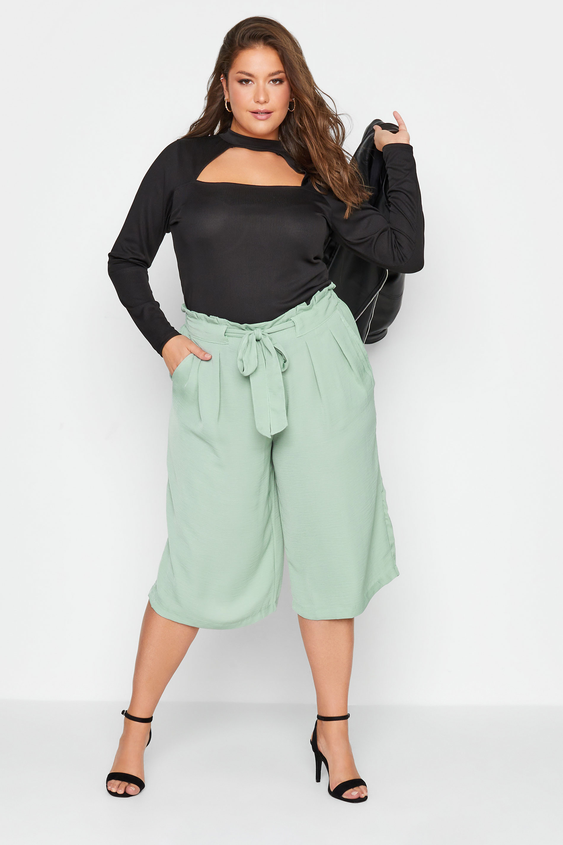 Plus Size Green Paperbag Twill Culottes With High Heel by yoursclothing.com