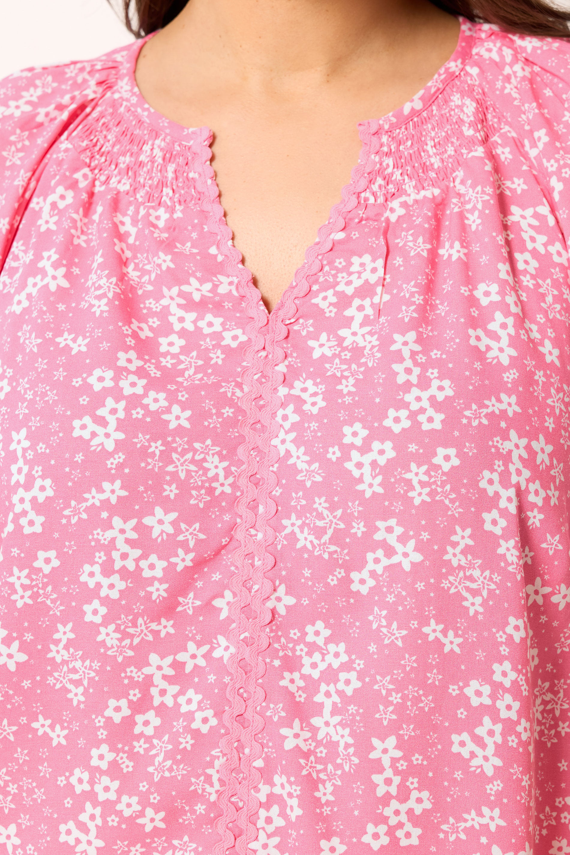 YOURS Plus Size Pink Floral Contrast Trim Blouse | Yours Clothing 5