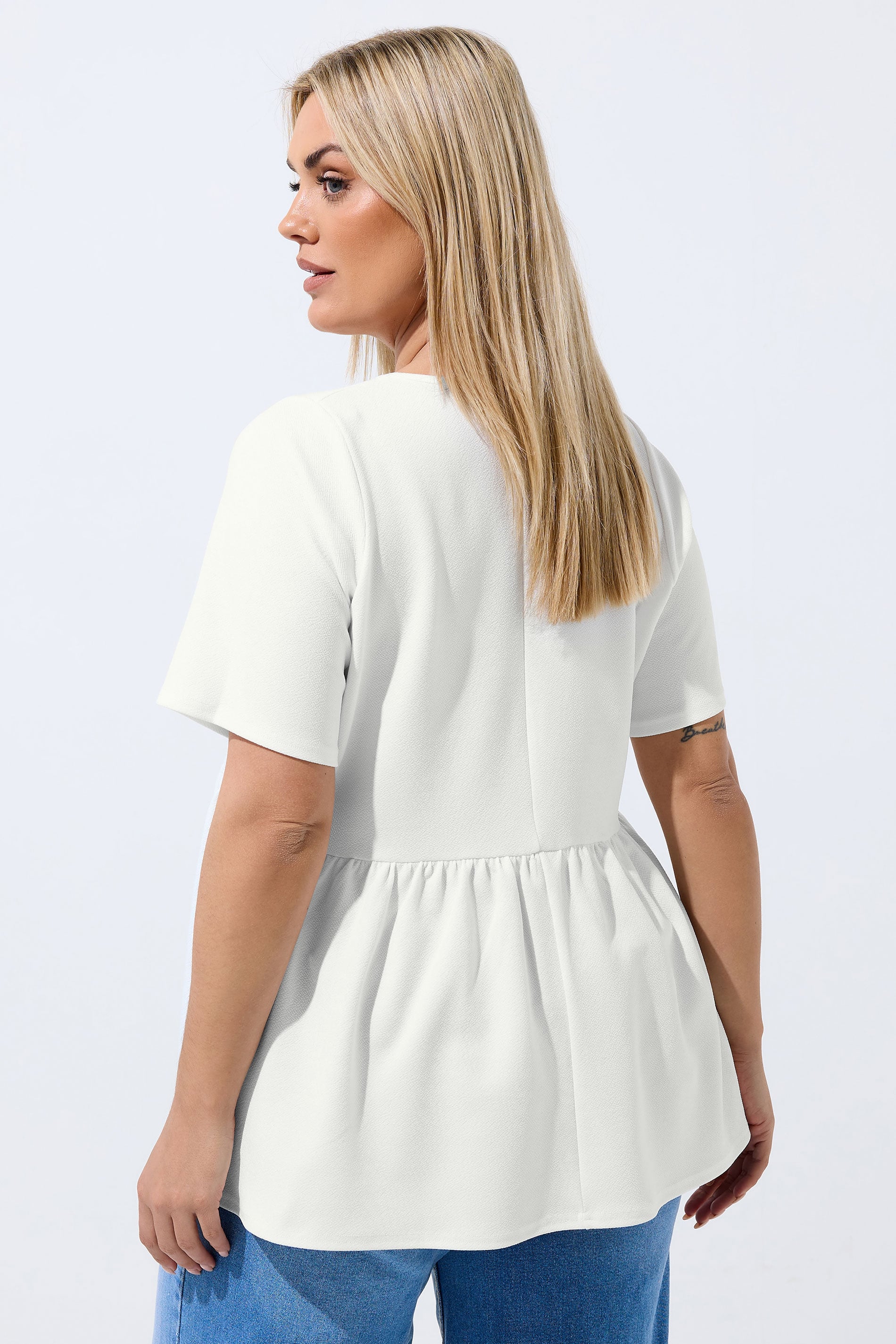 https://cdn.yoursclothing.com/Images/ProductImages/48d5ea32-84c7-43_217594_C.jpg